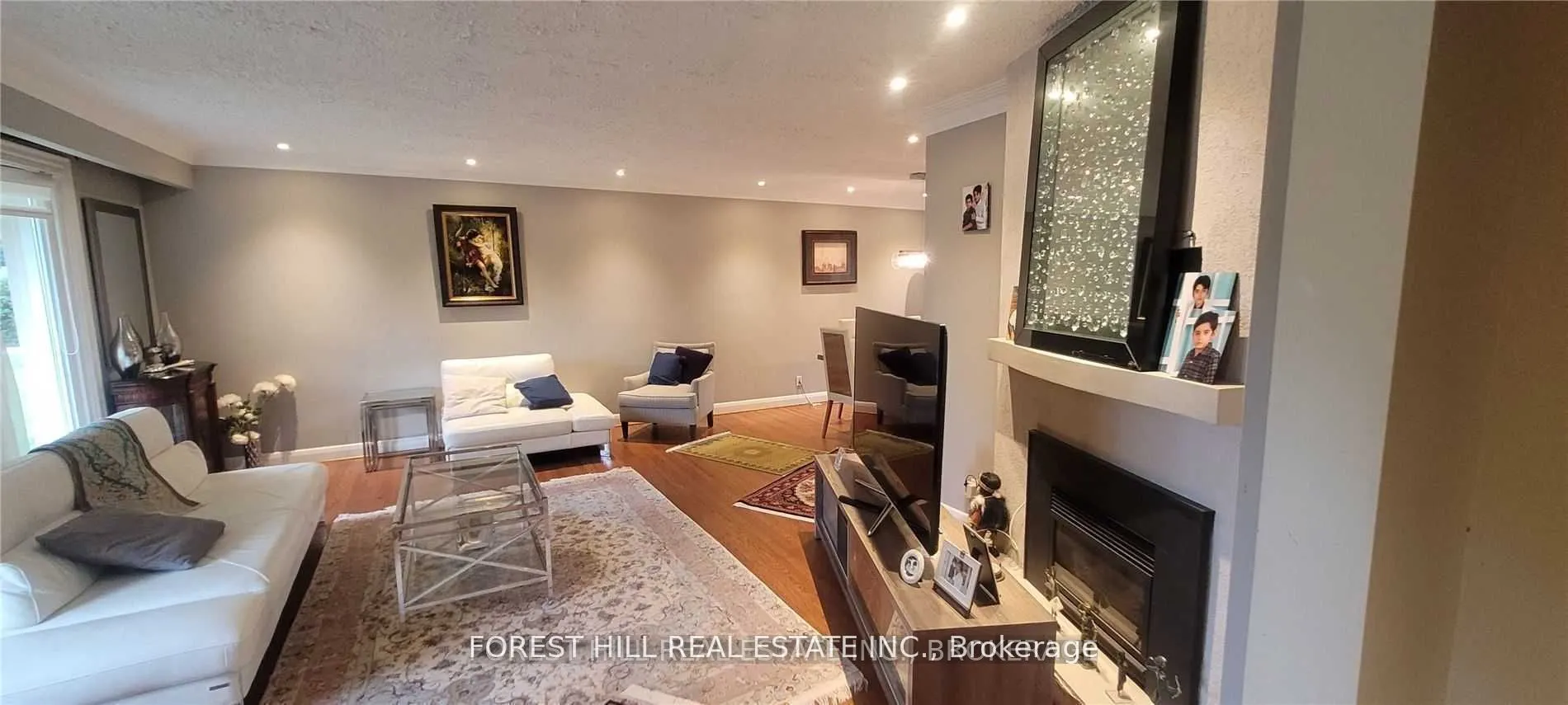 9 Vistaview Boulevard