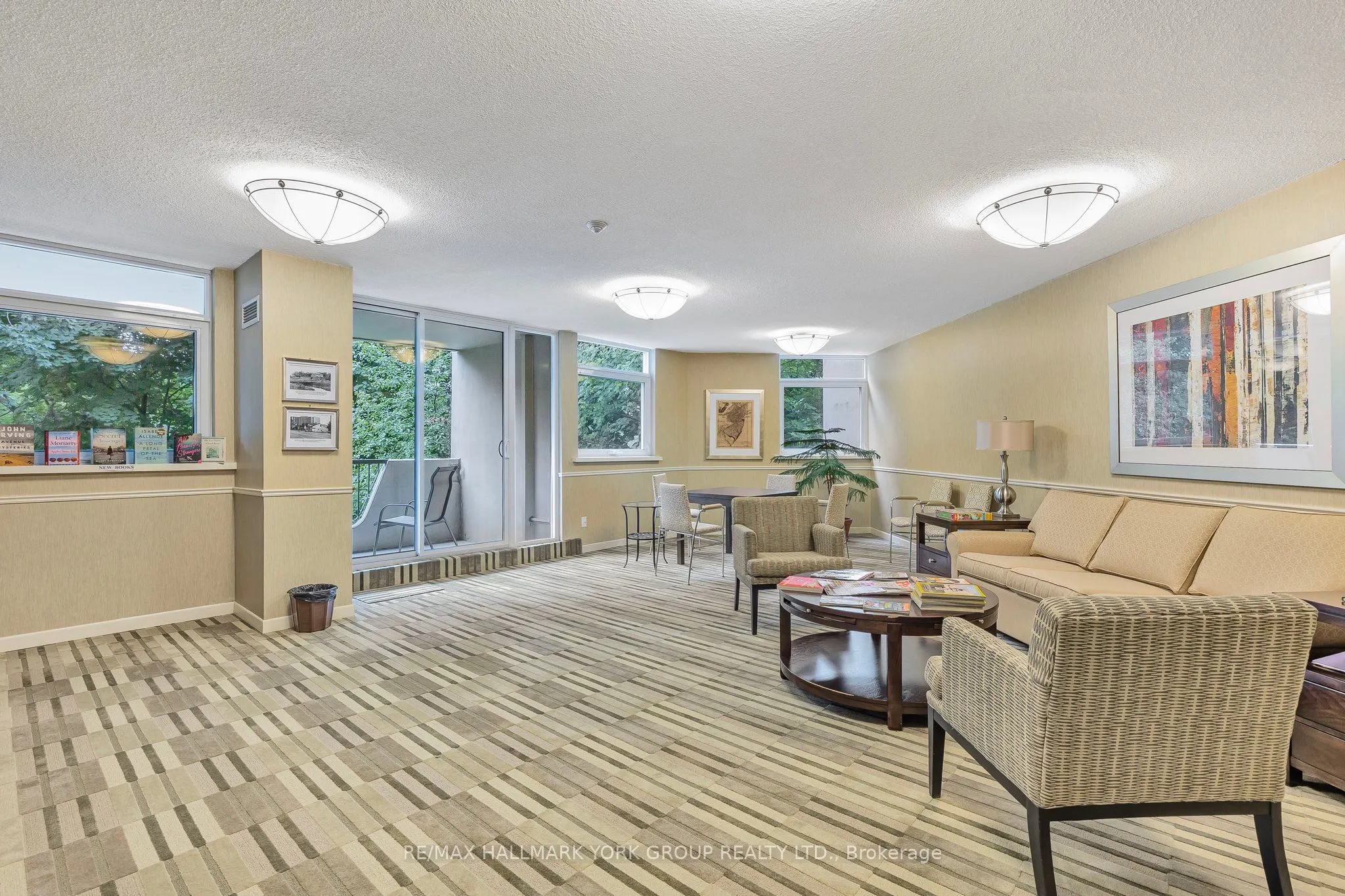 7811 Yonge Street, #1007