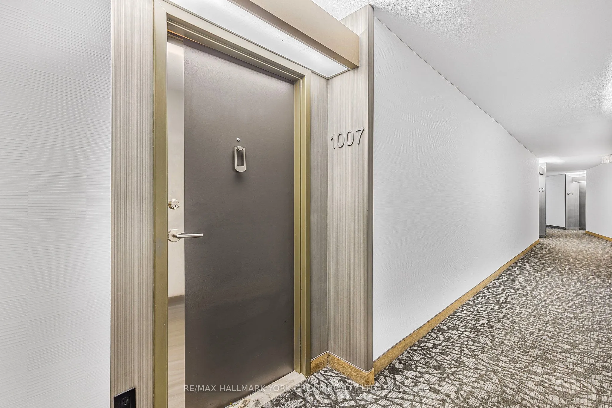 7811 Yonge Street, #1007