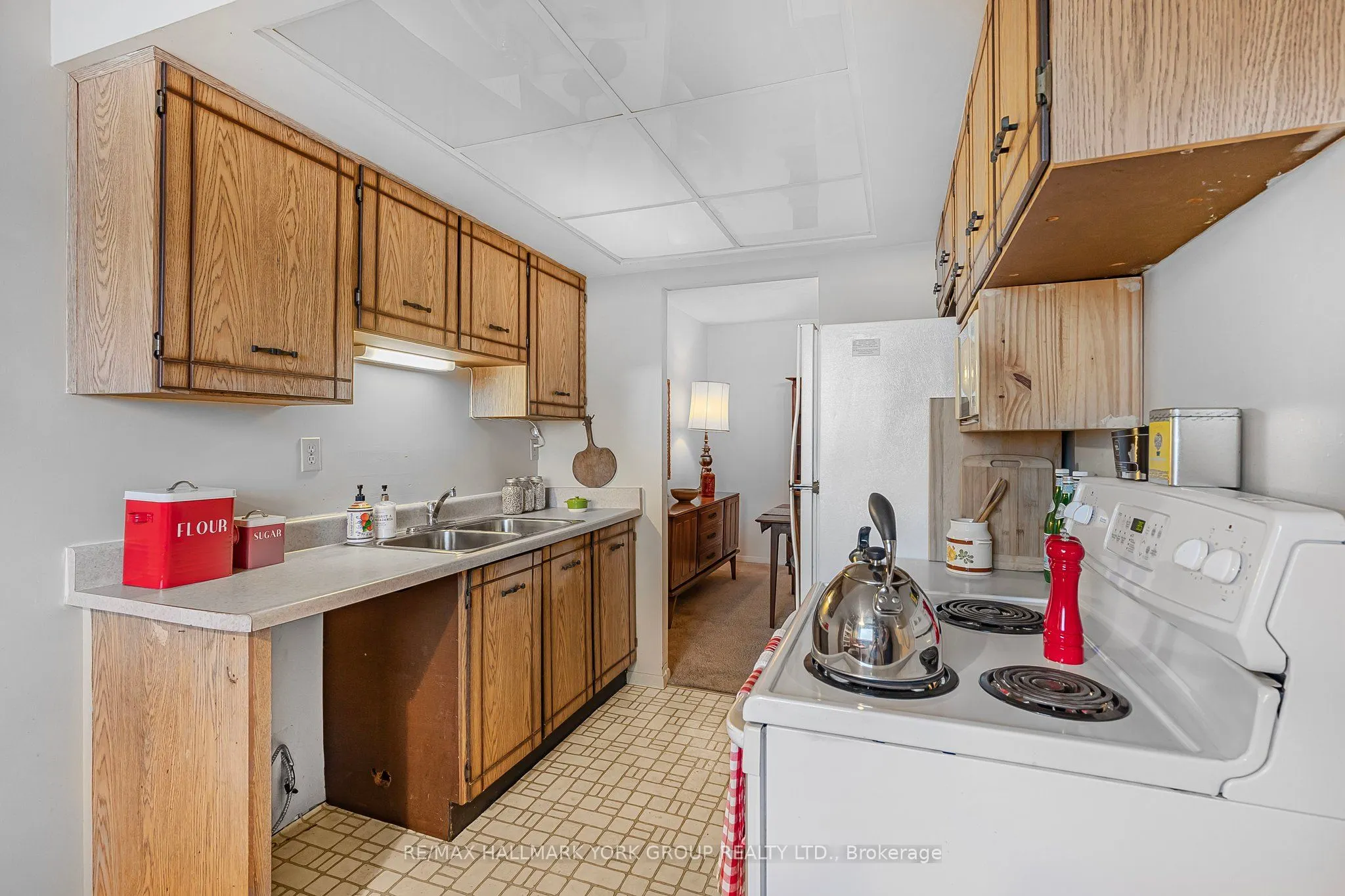 7811 Yonge Street, #1007