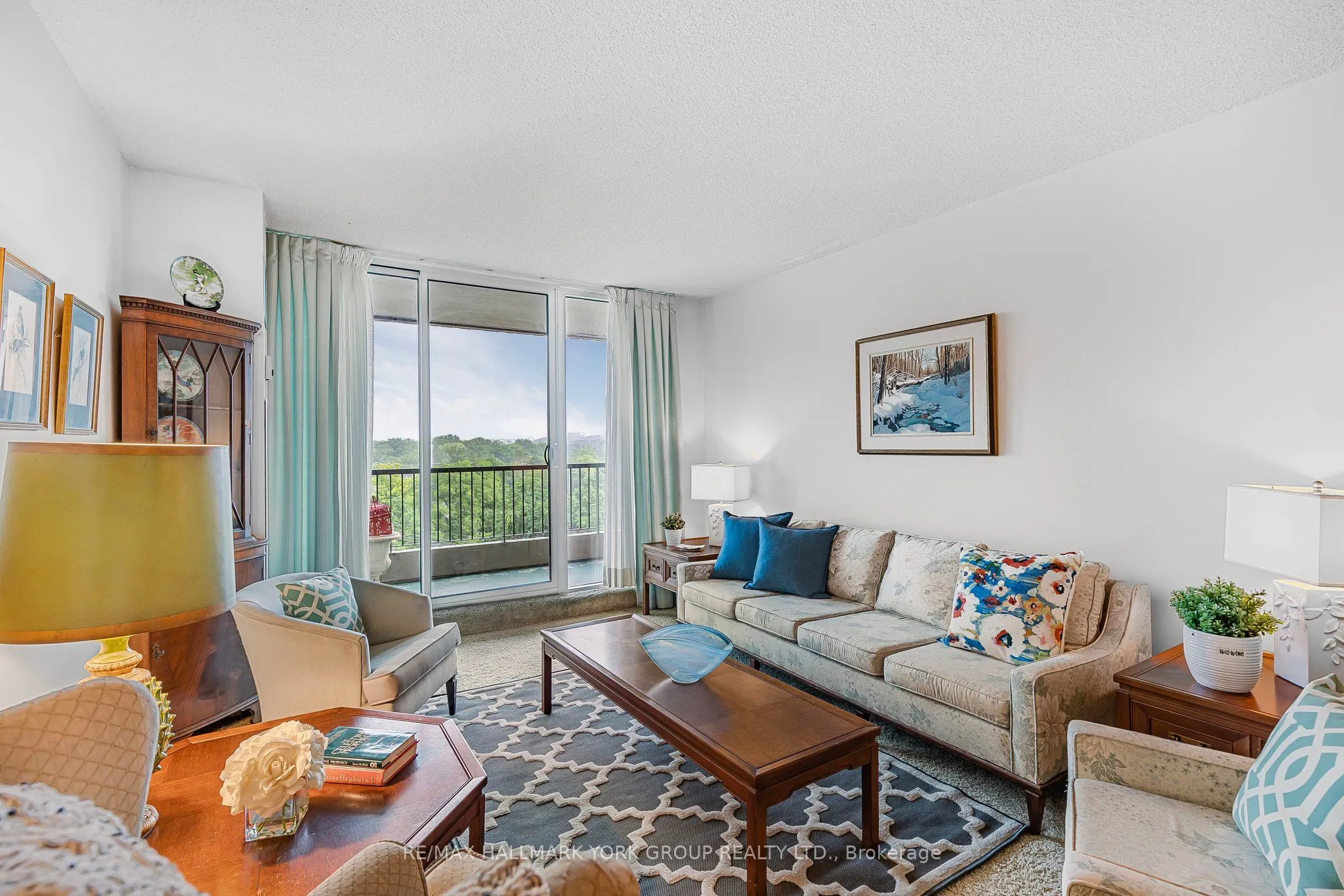 7811 Yonge Street, #1007