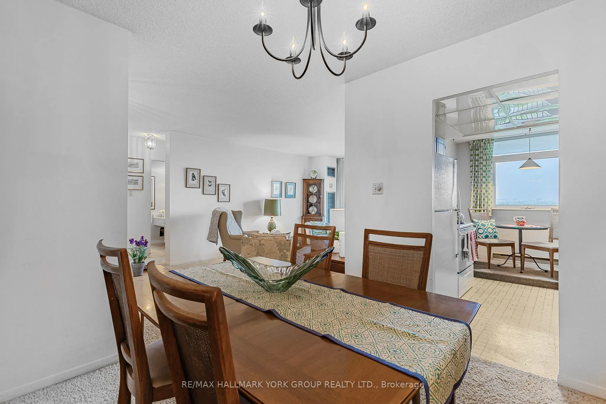 7811 Yonge Street, #1007