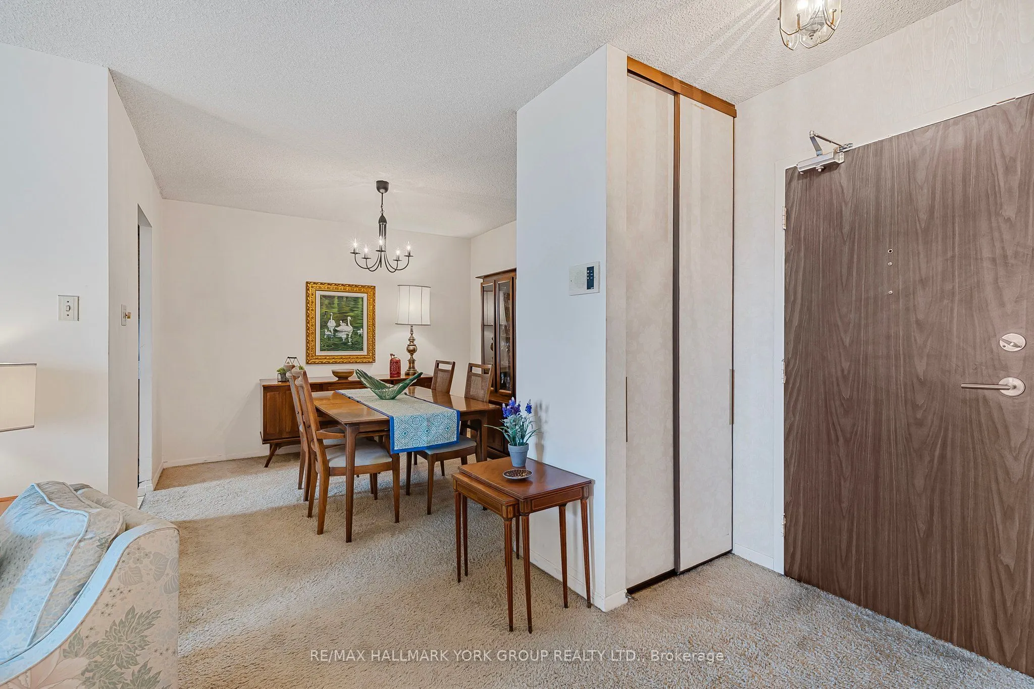7811 Yonge Street, #1007