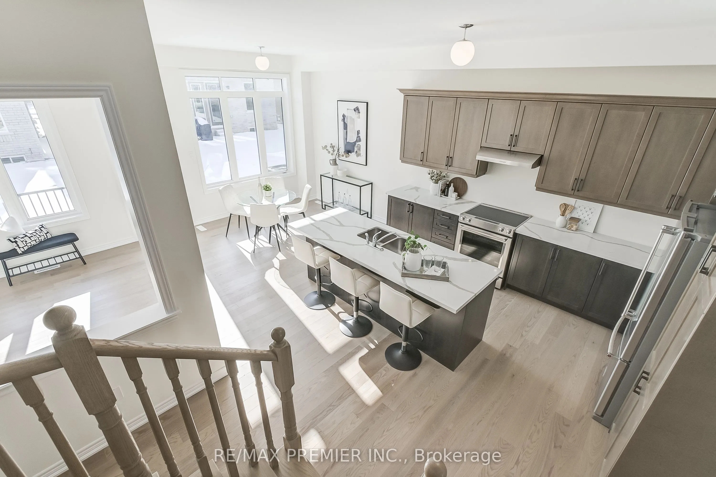 207 Fallharvest Way