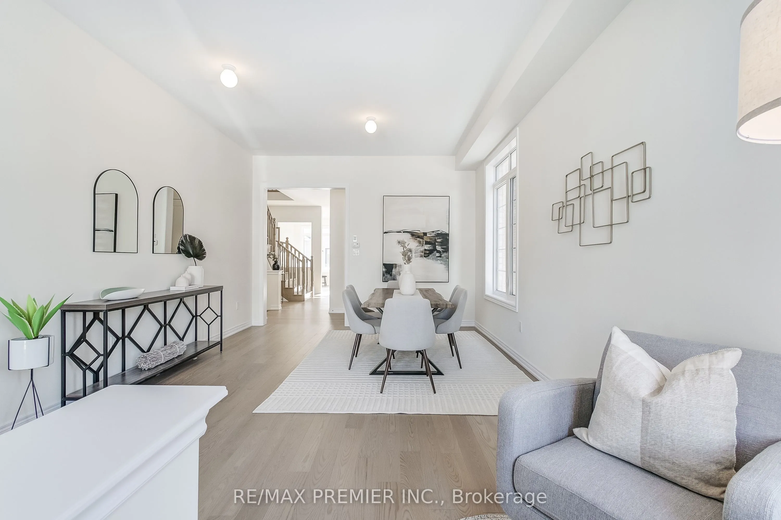 207 Fallharvest Way