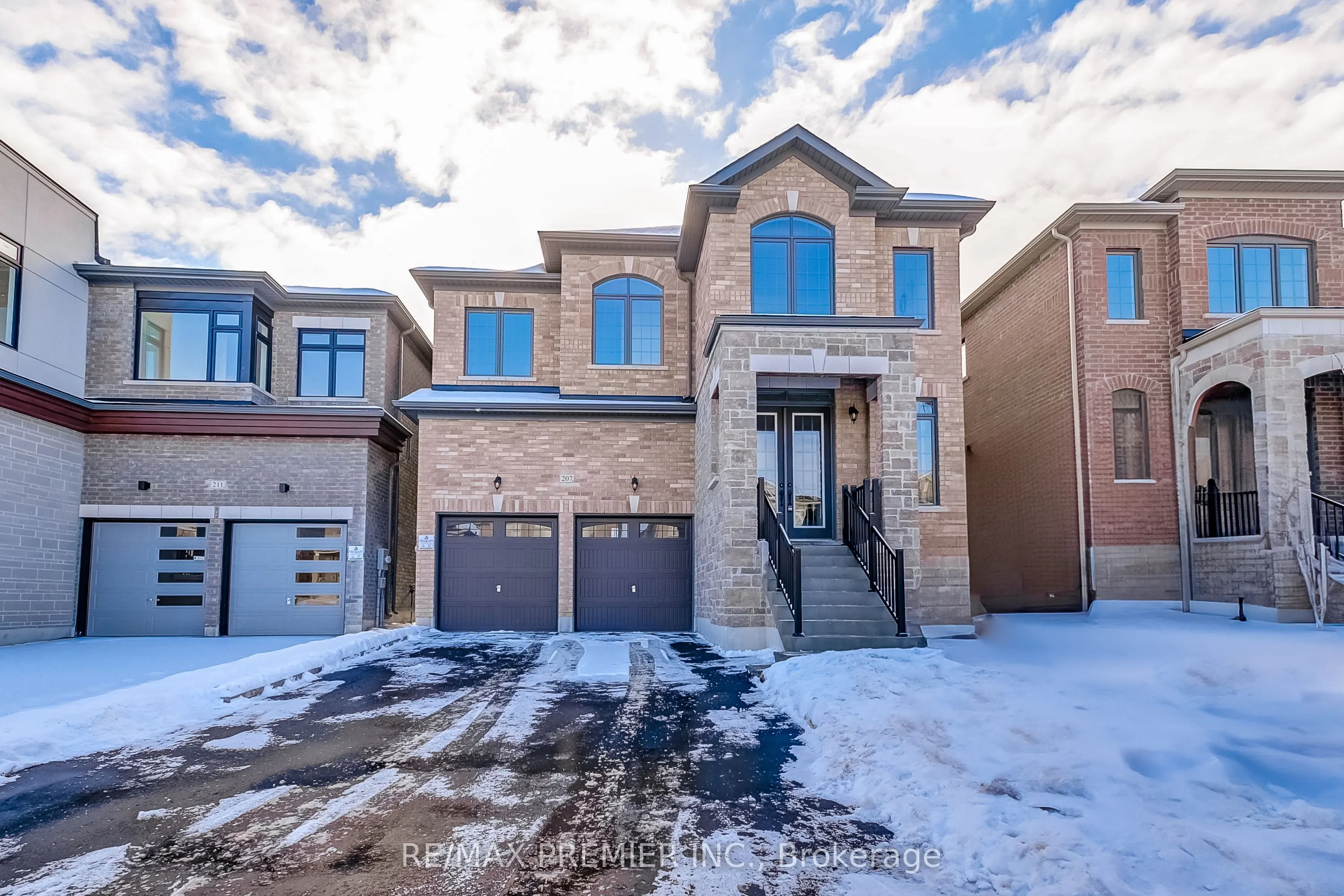 207 Fallharvest Way