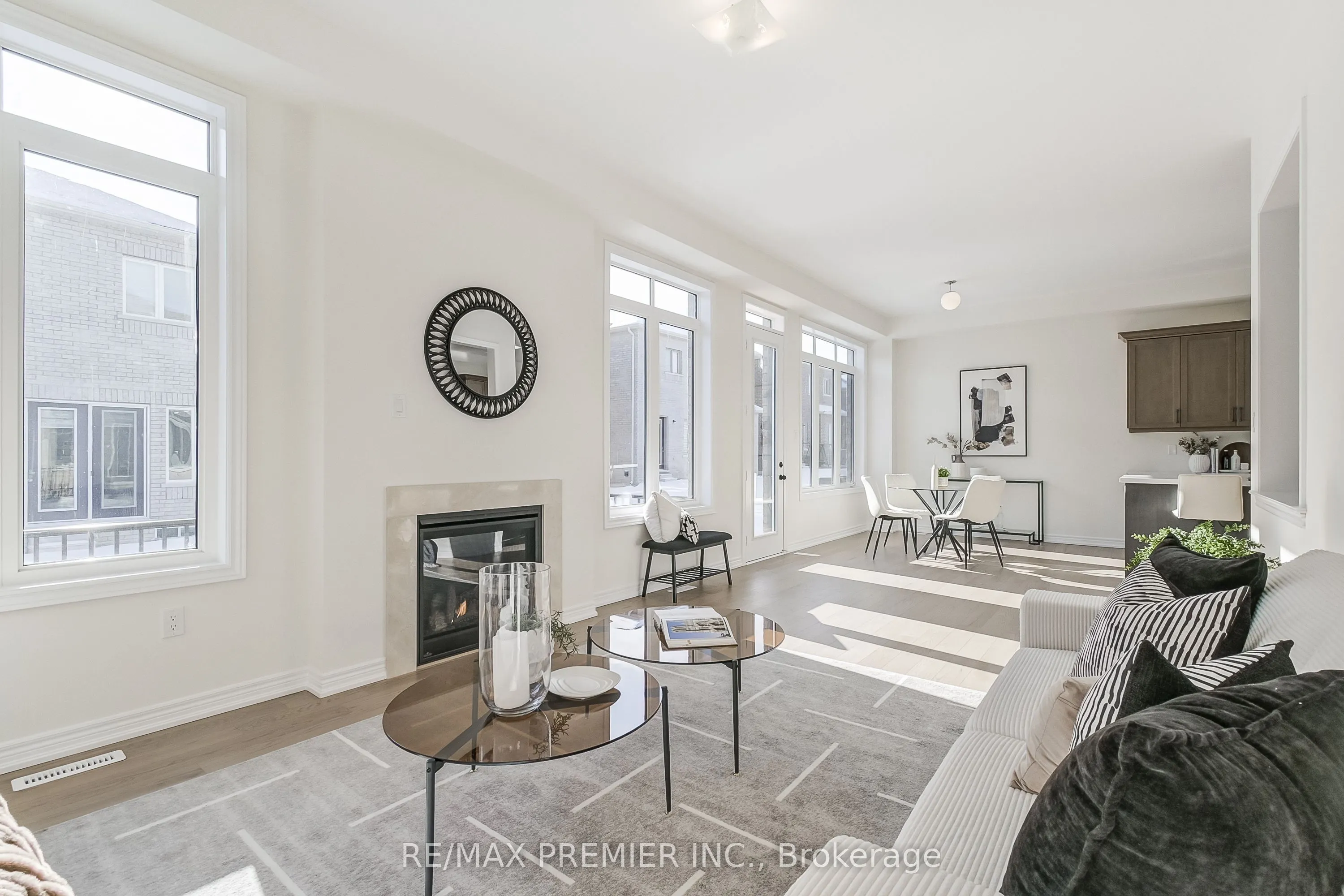 207 Fallharvest Way