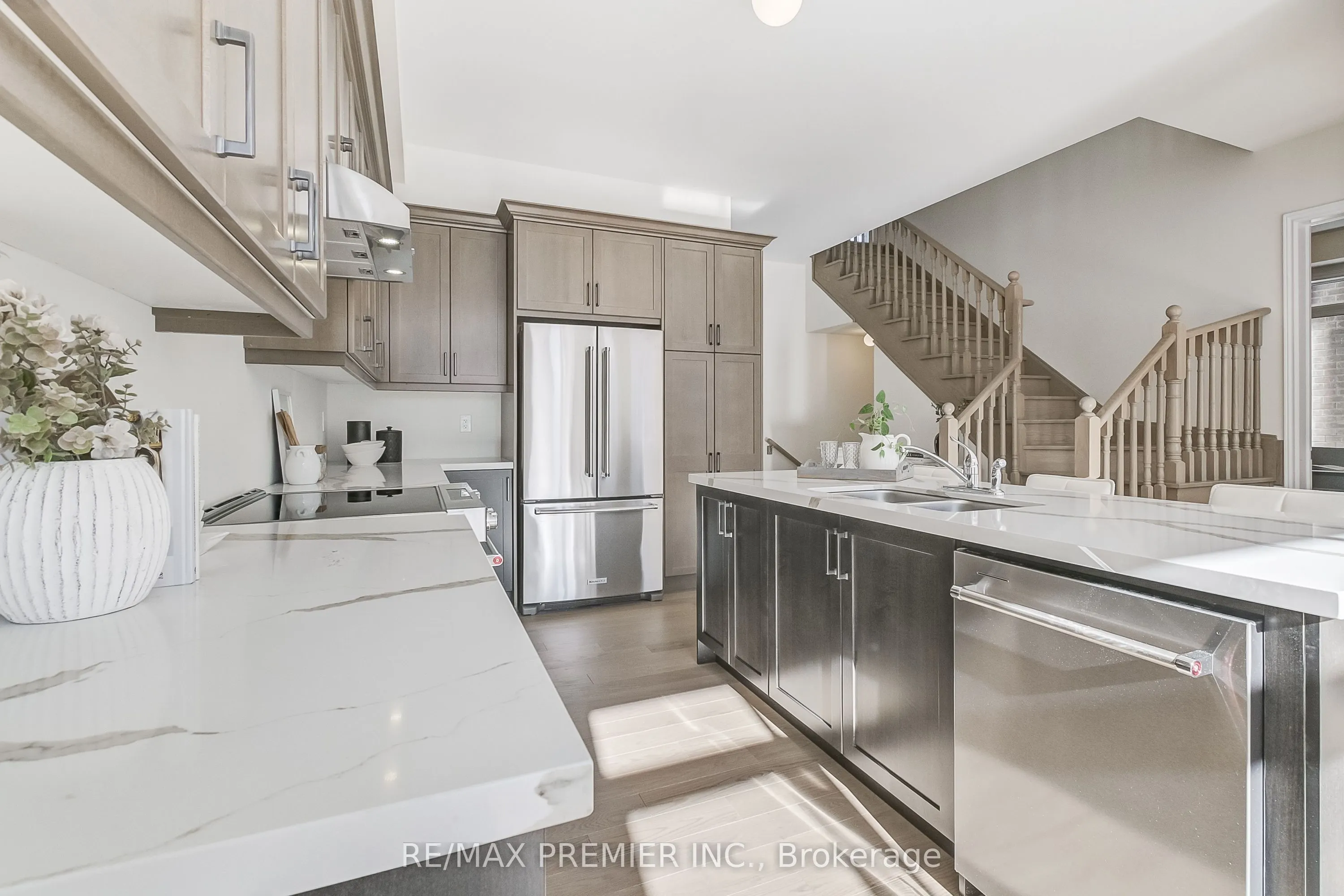 207 Fallharvest Way