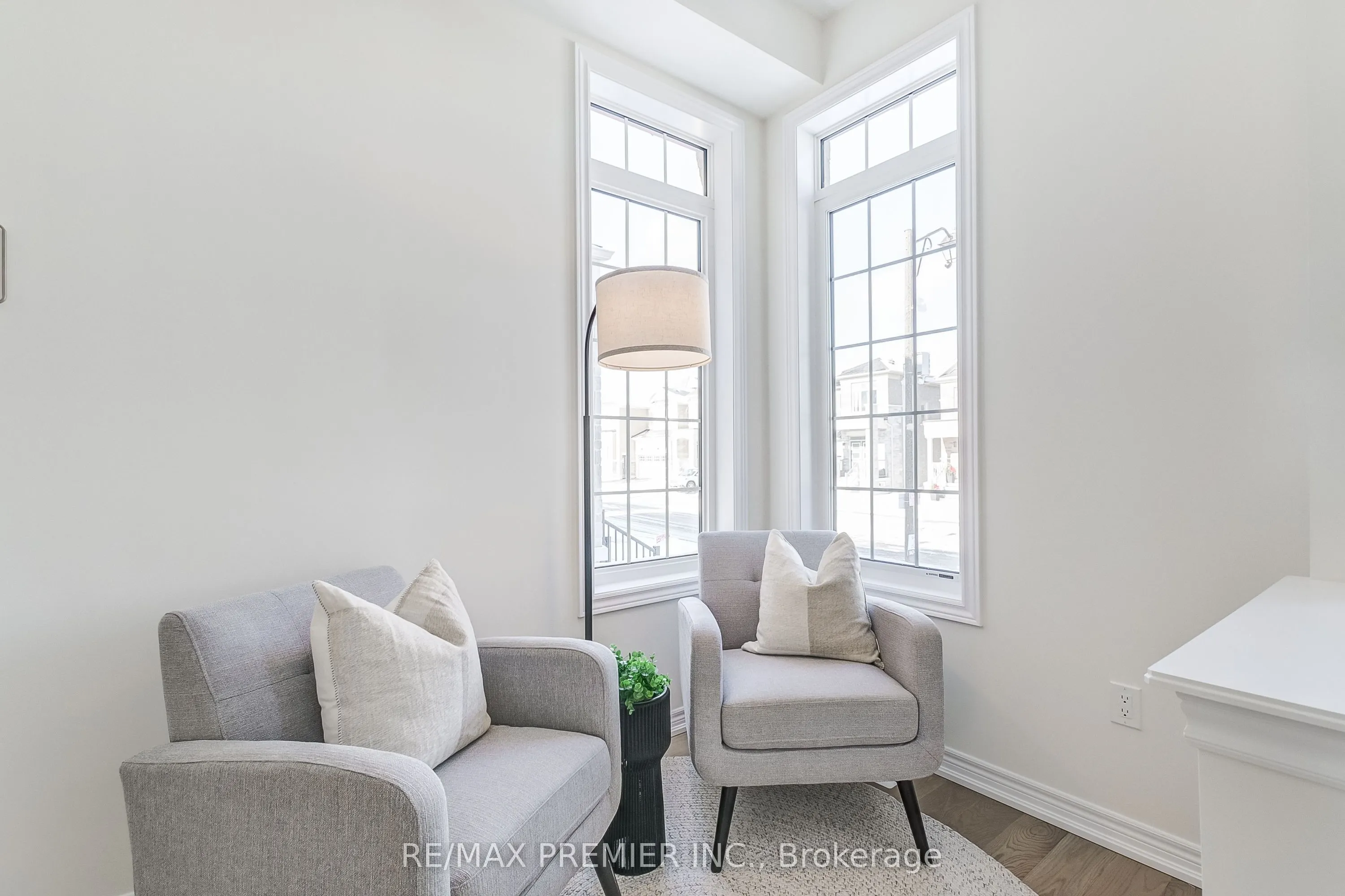 207 Fallharvest Way