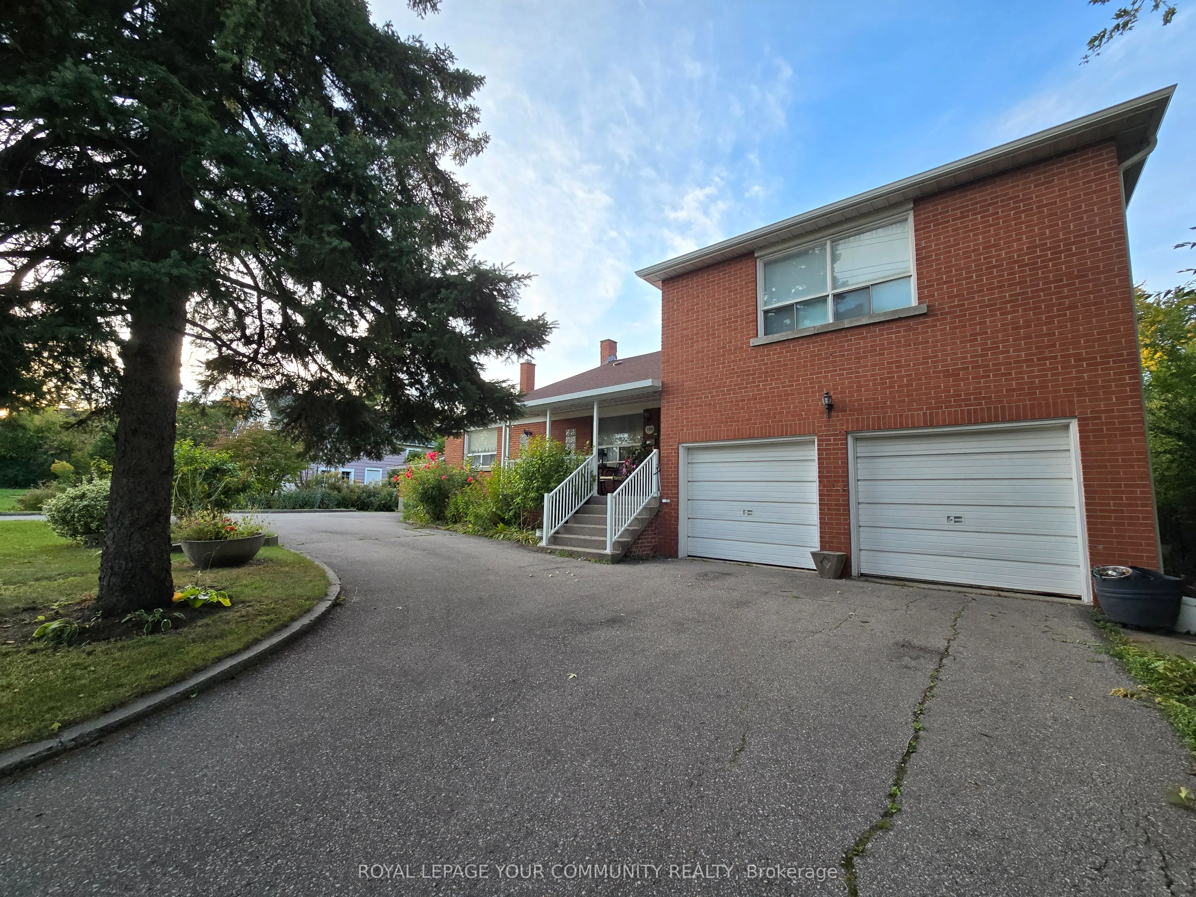 100 Langstaff Road
