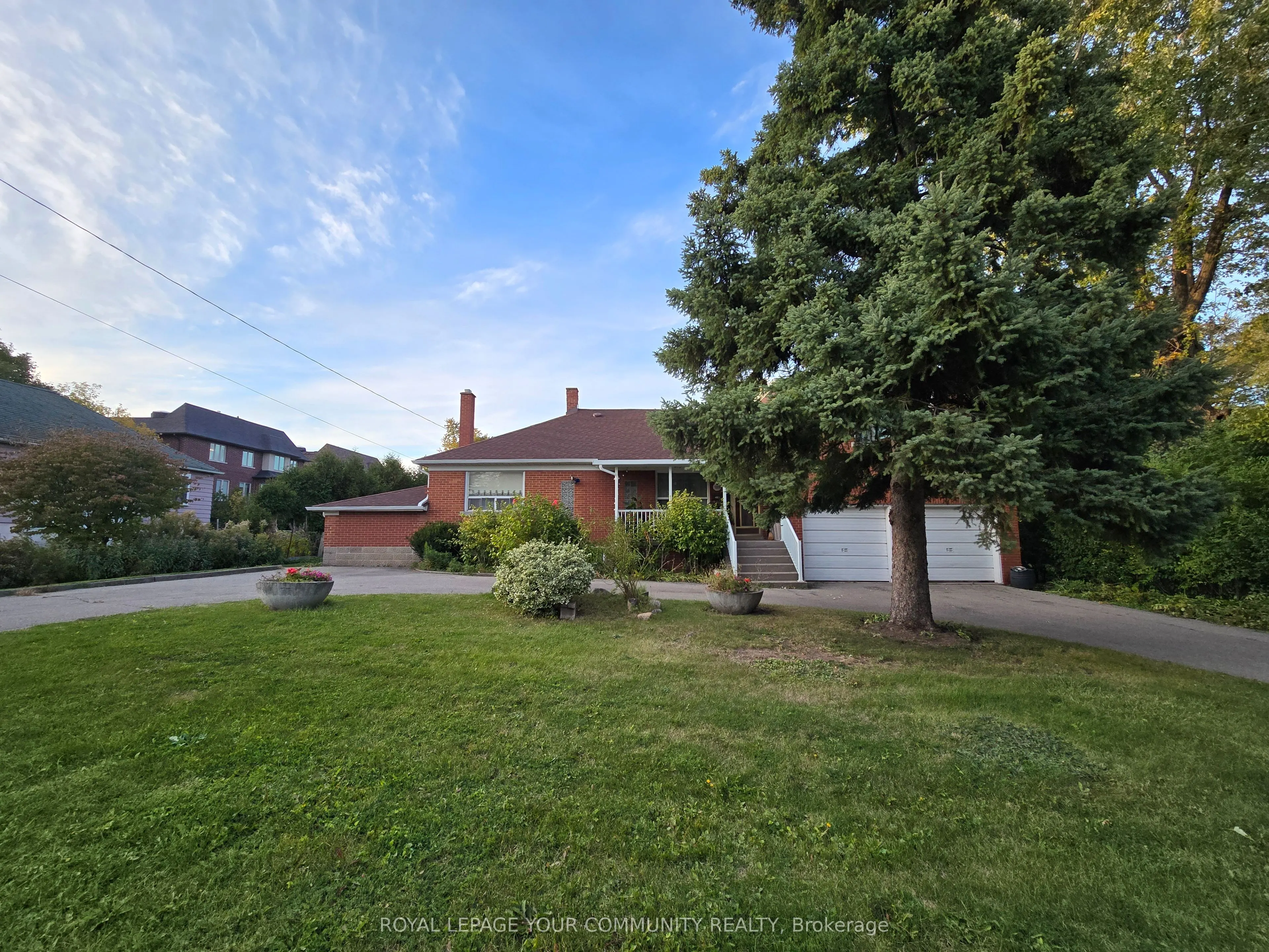 100 Langstaff Road