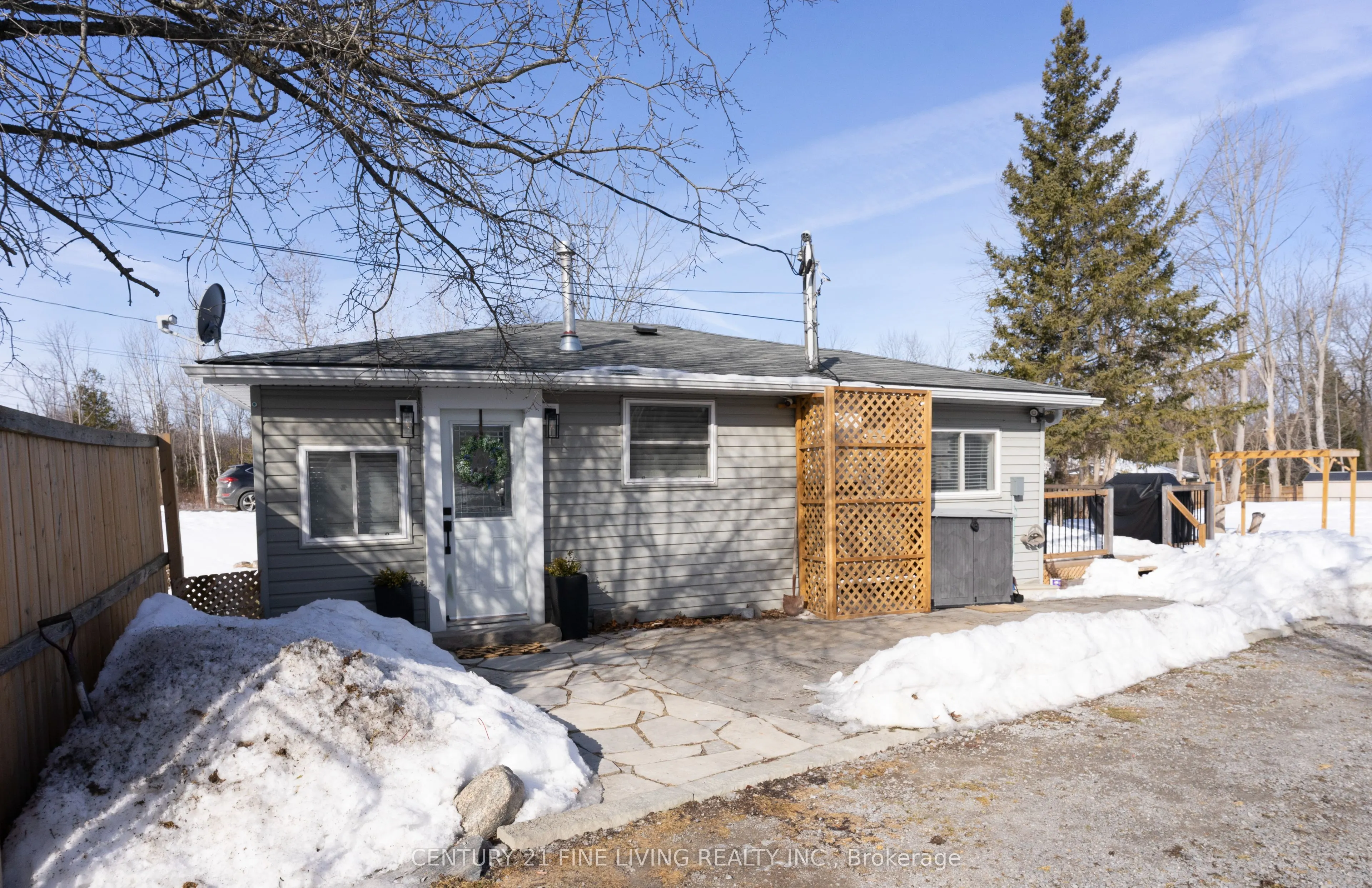 6286 Black River Road