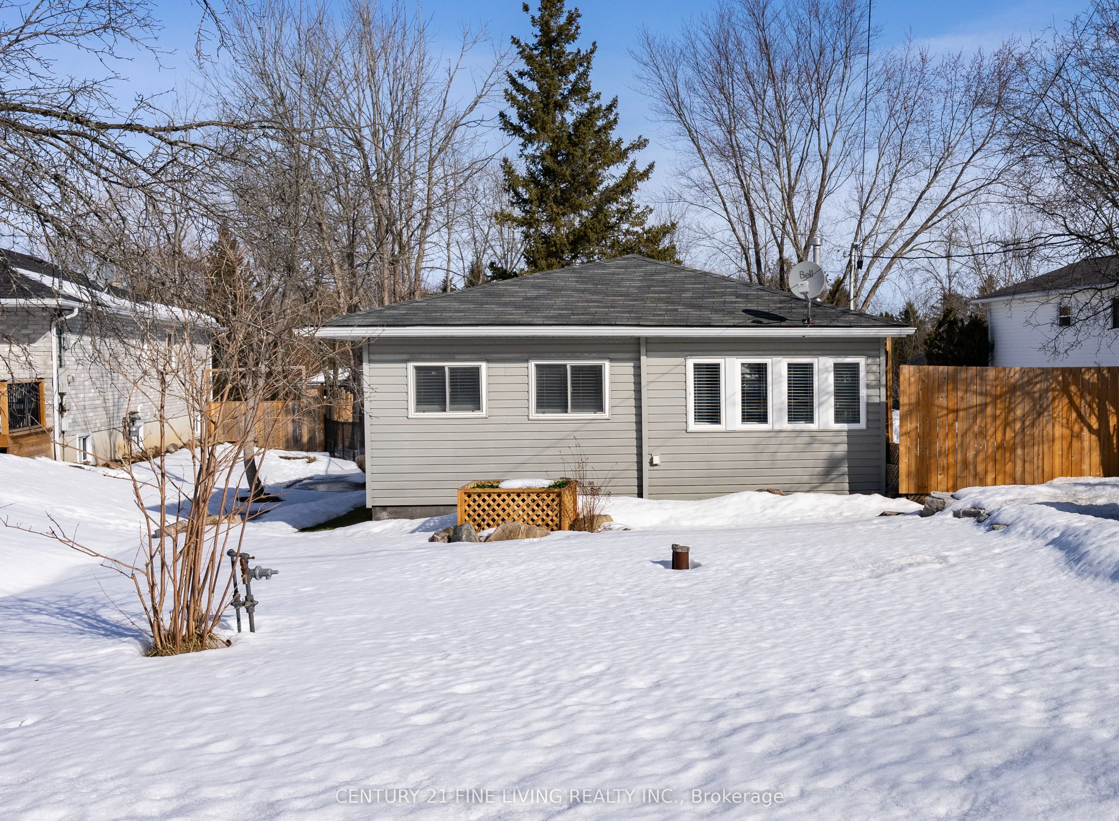 6286 Black River Road