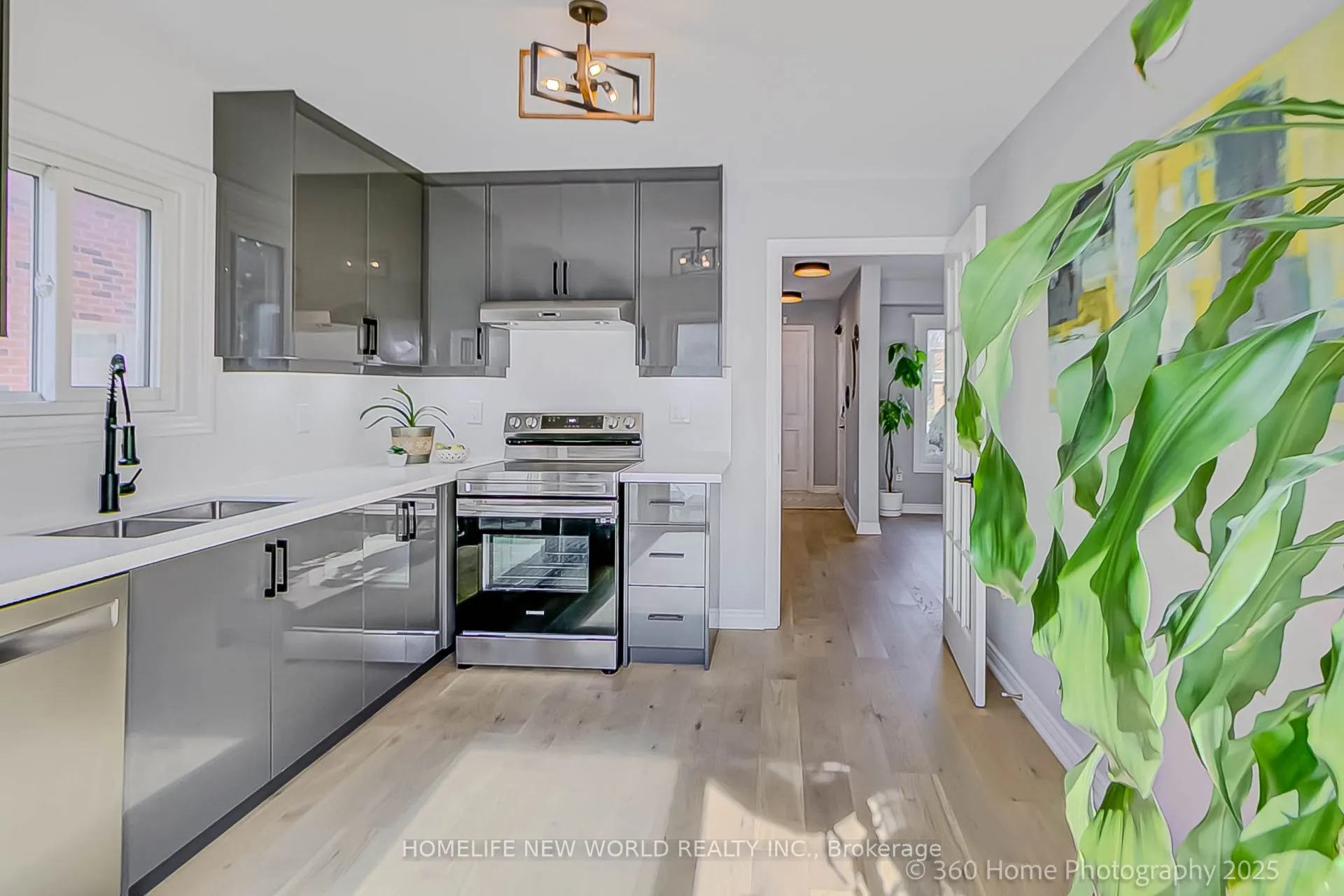 350 Pickering Crescent