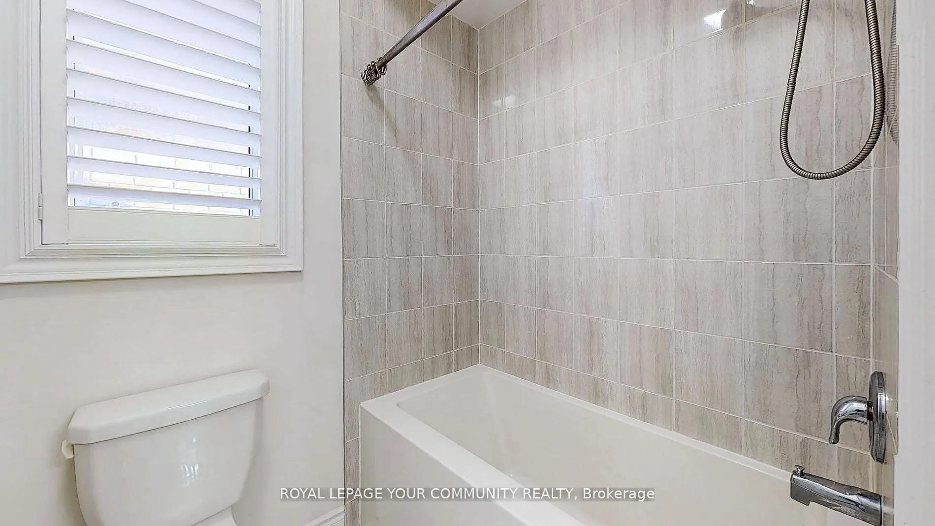 19 Robert Baldwin Boulevard