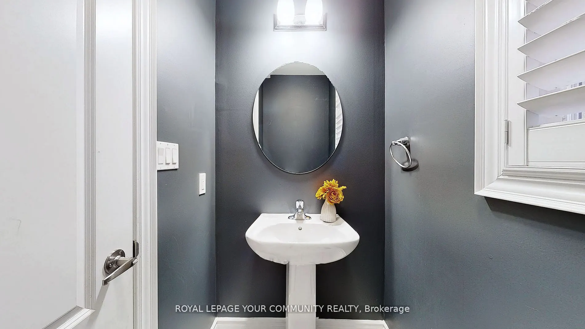 19 Robert Baldwin Boulevard