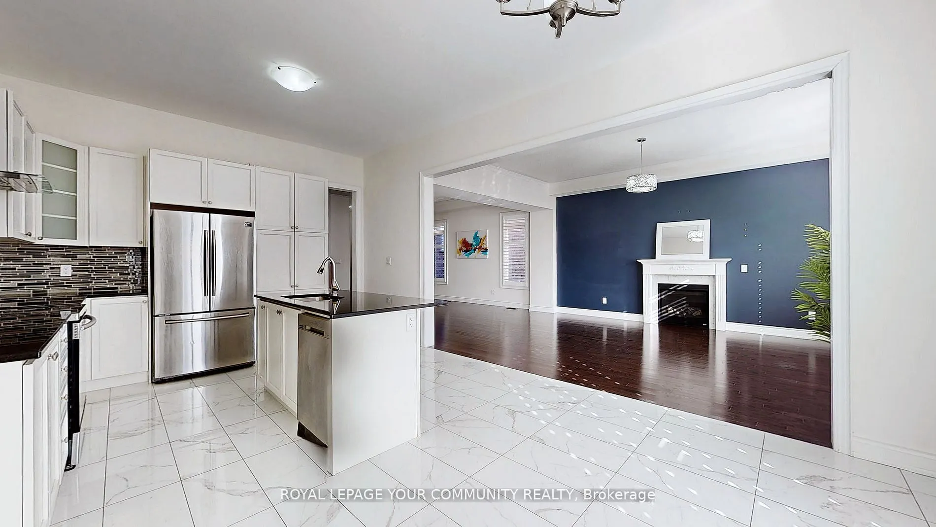 19 Robert Baldwin Boulevard