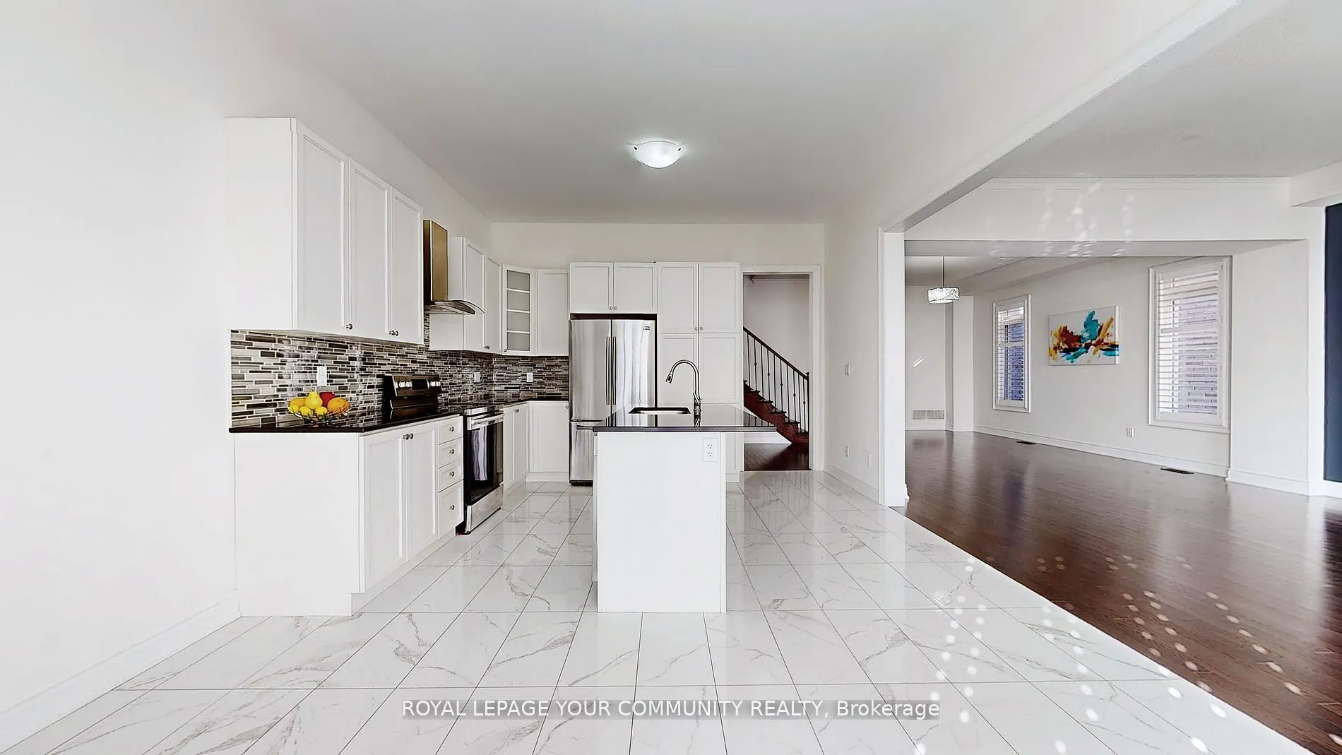 19 Robert Baldwin Boulevard