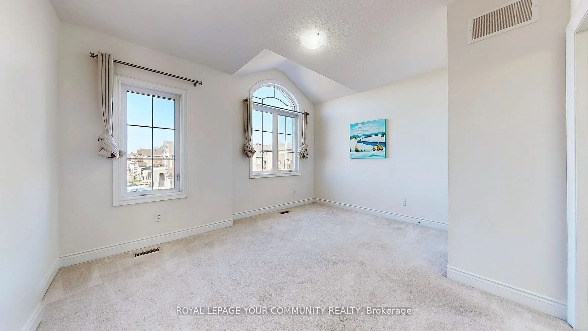 19 Robert Baldwin Boulevard