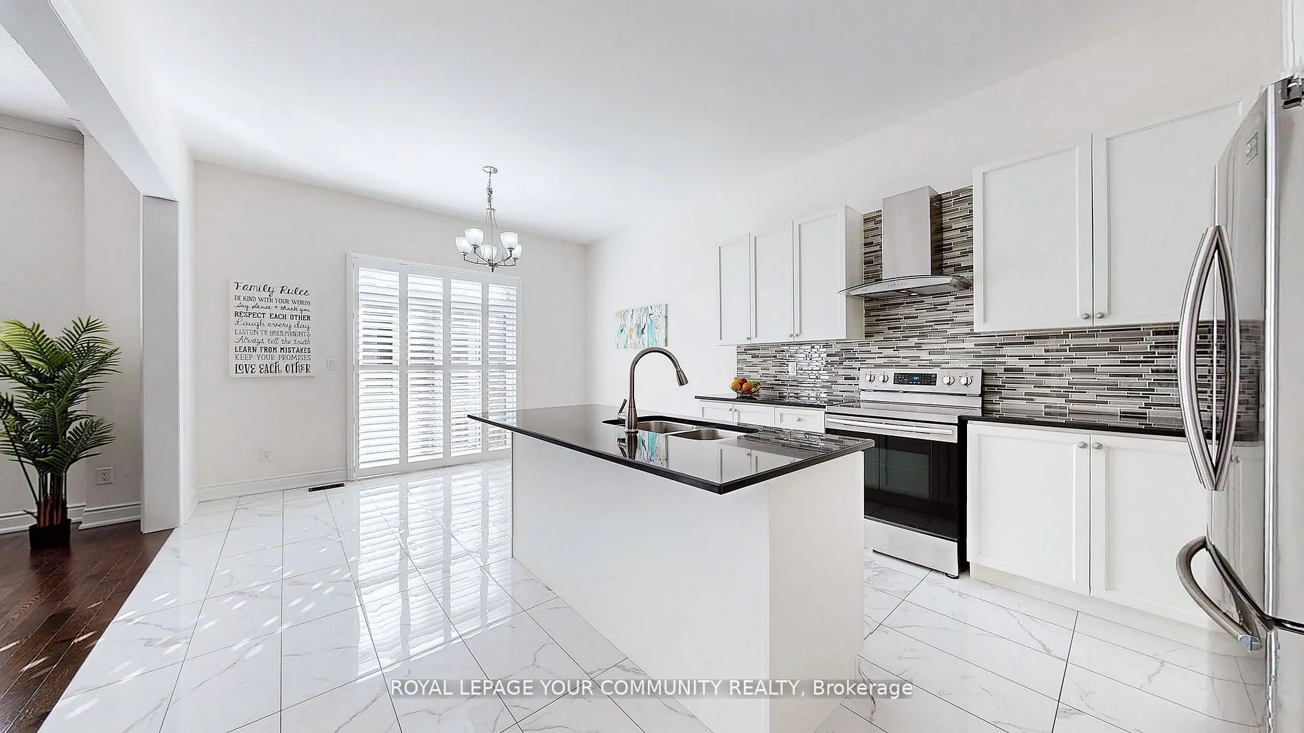 19 Robert Baldwin Boulevard