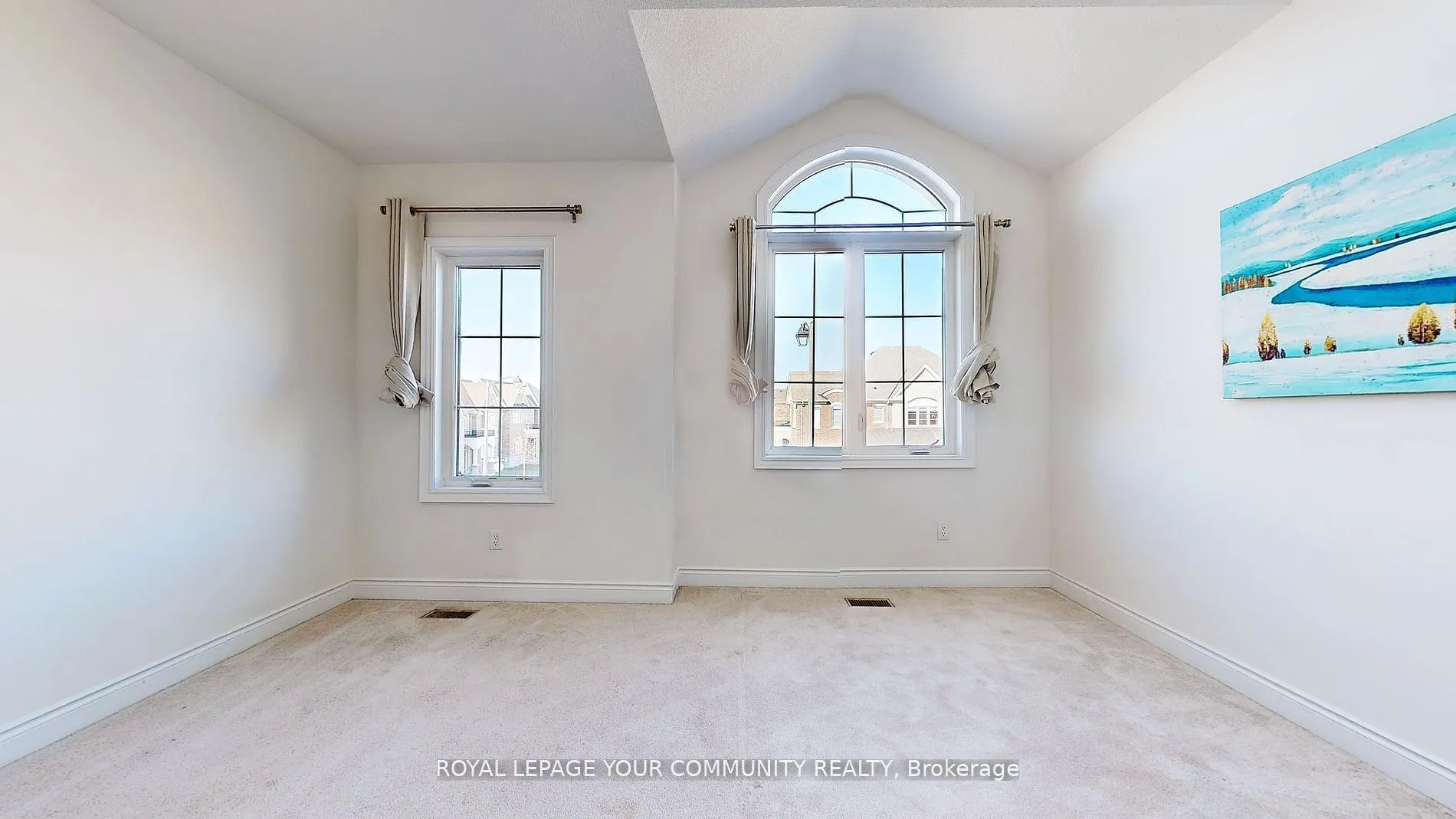 19 Robert Baldwin Boulevard