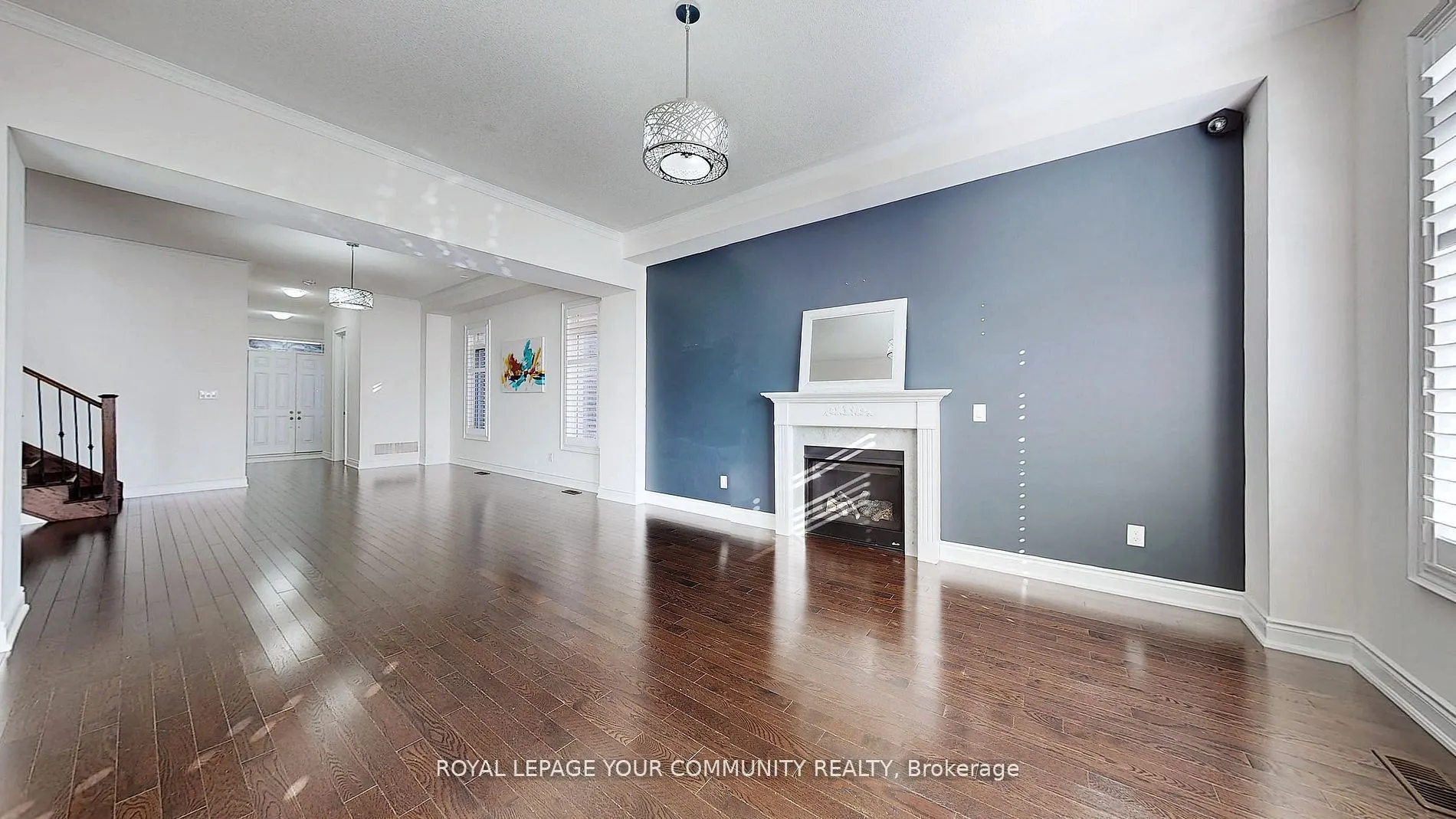 19 Robert Baldwin Boulevard