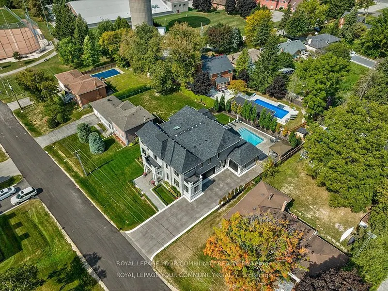 108 Hollingsworth Drive