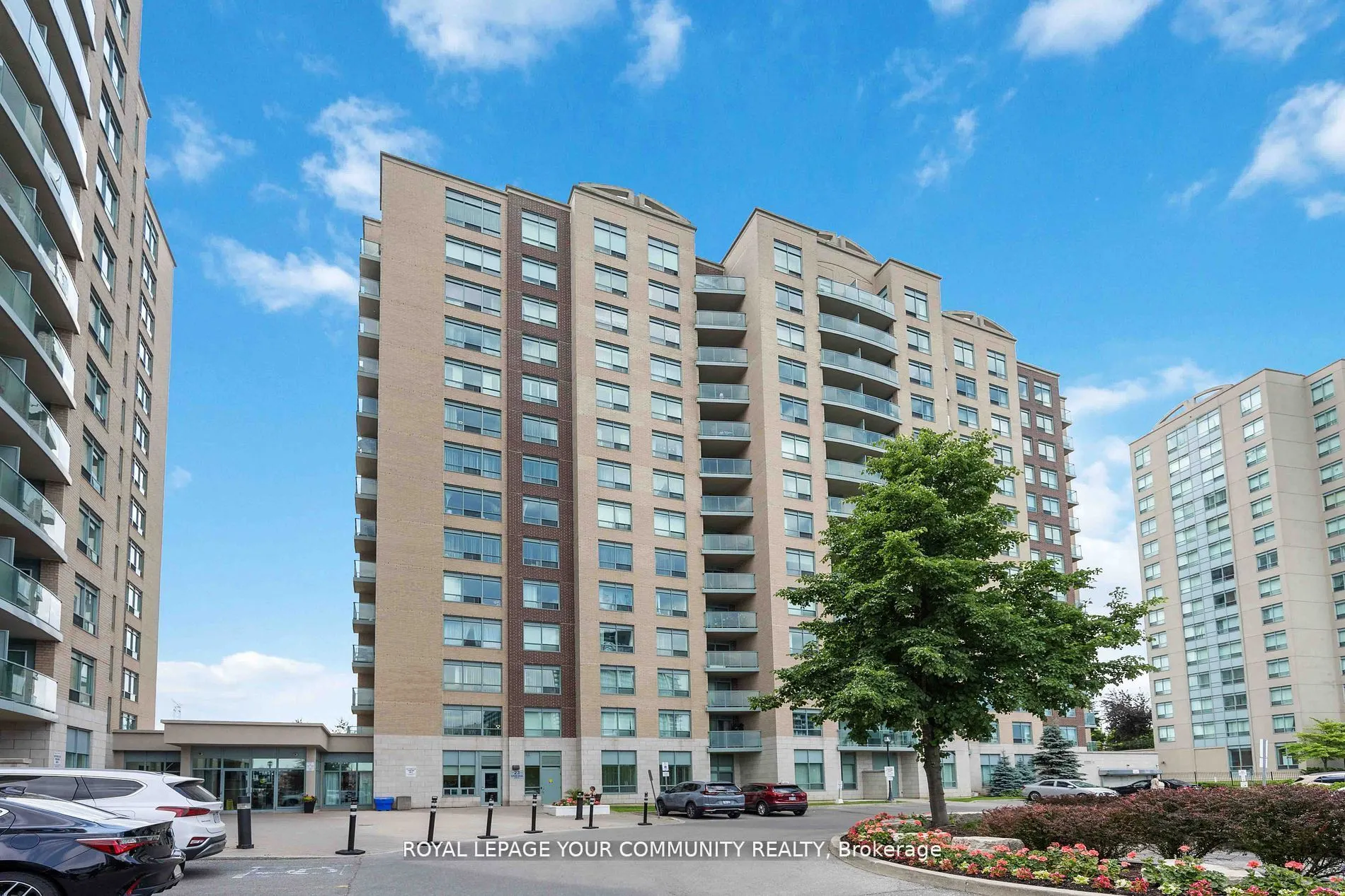 23 Oneida Crescent, #909