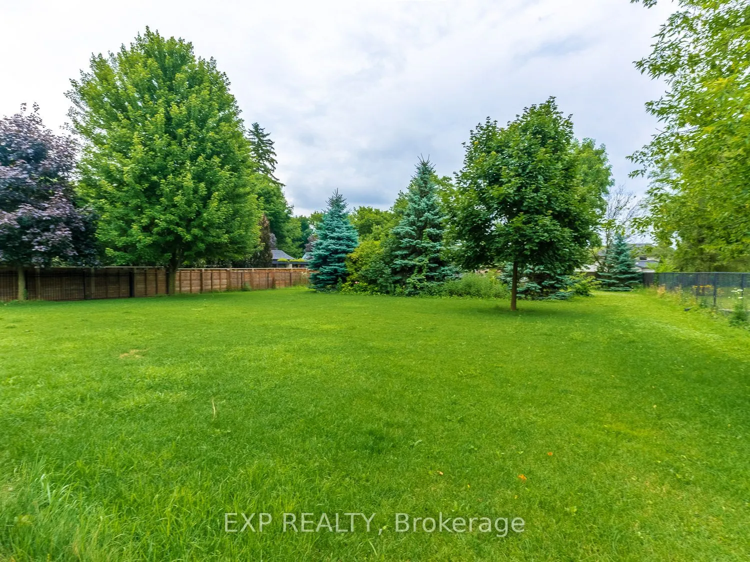 33 Maple Grove Avenue