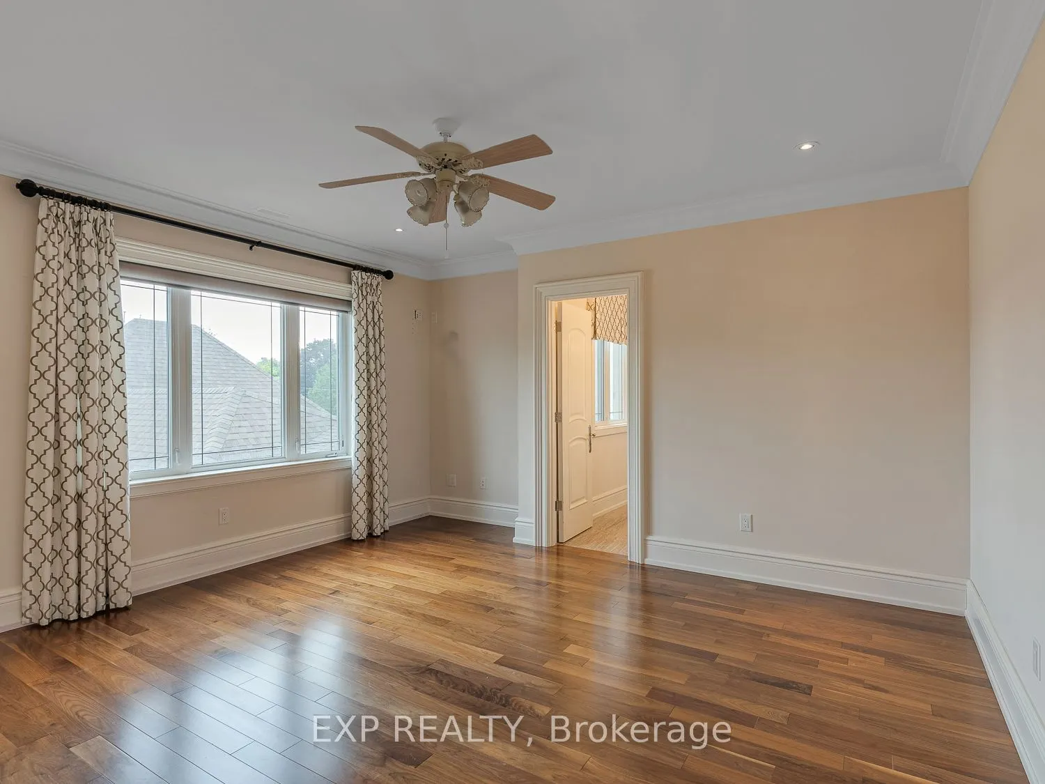 33 Maple Grove Avenue