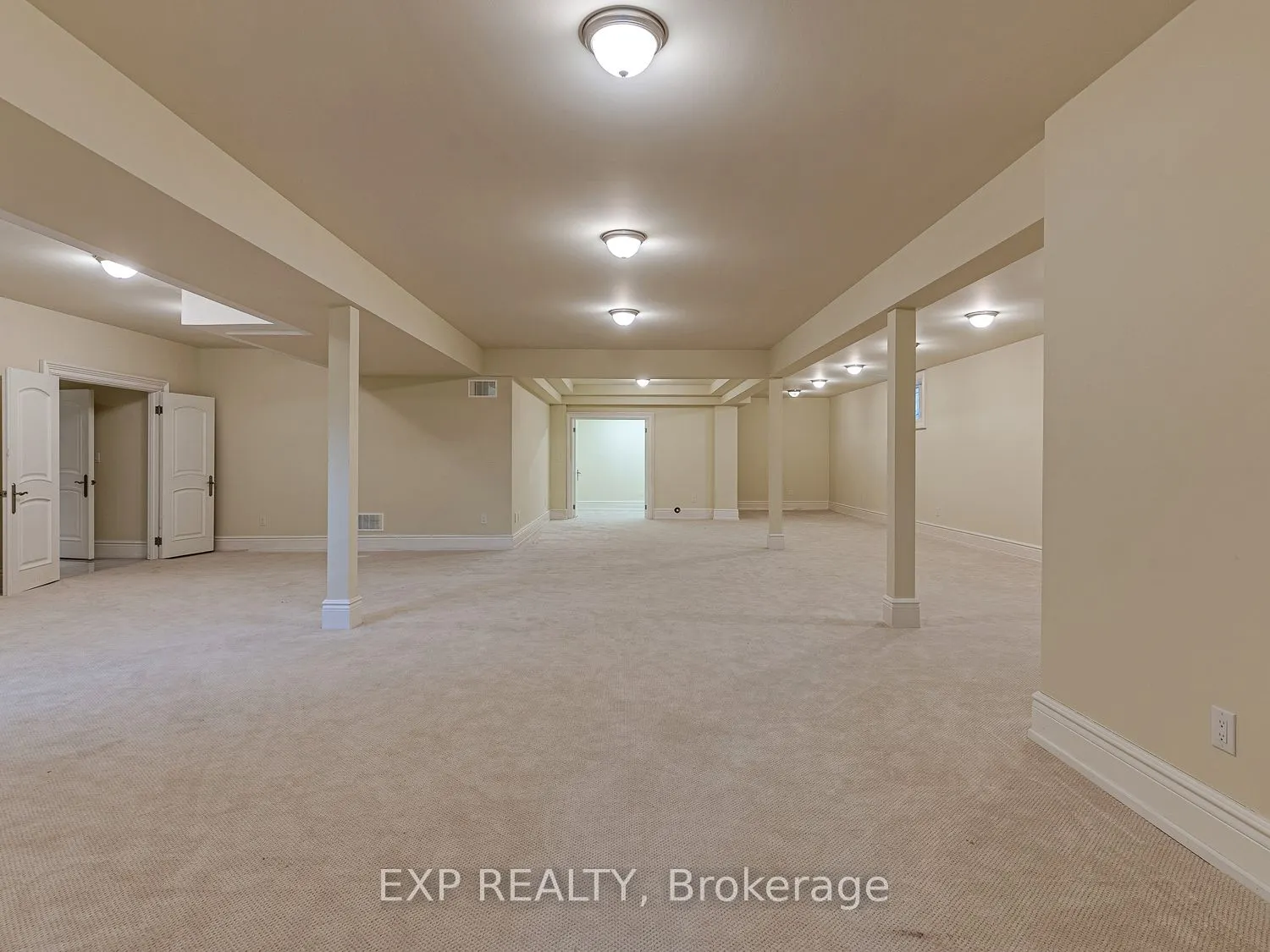 33 Maple Grove Avenue