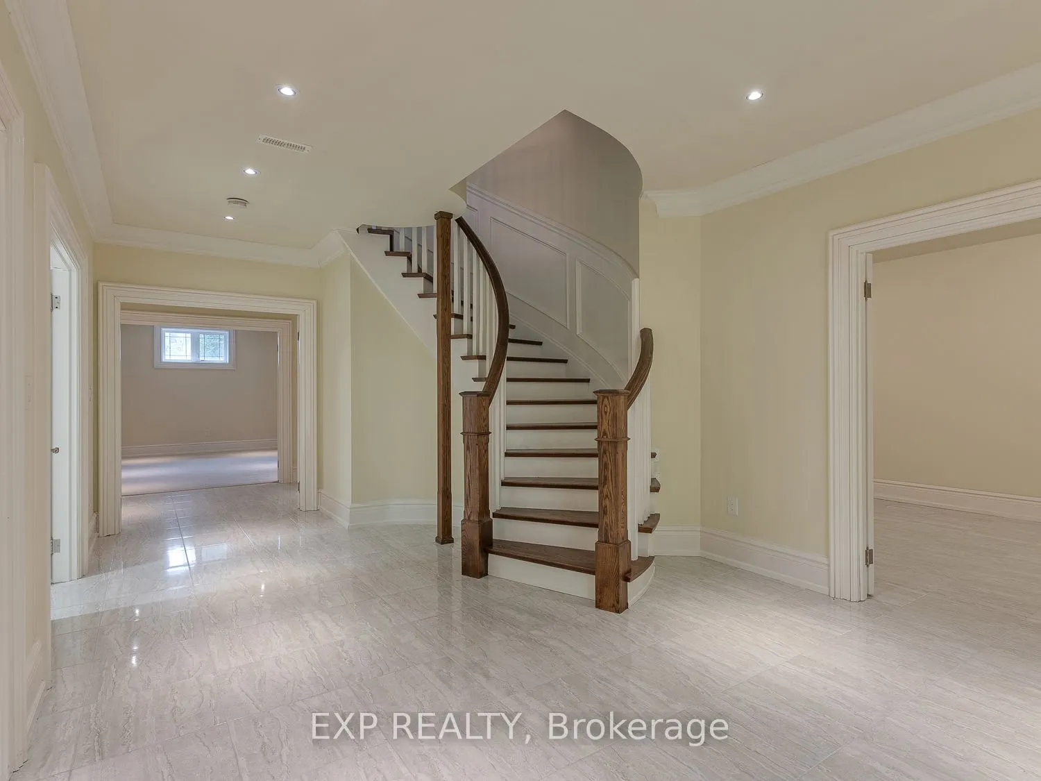 33 Maple Grove Avenue