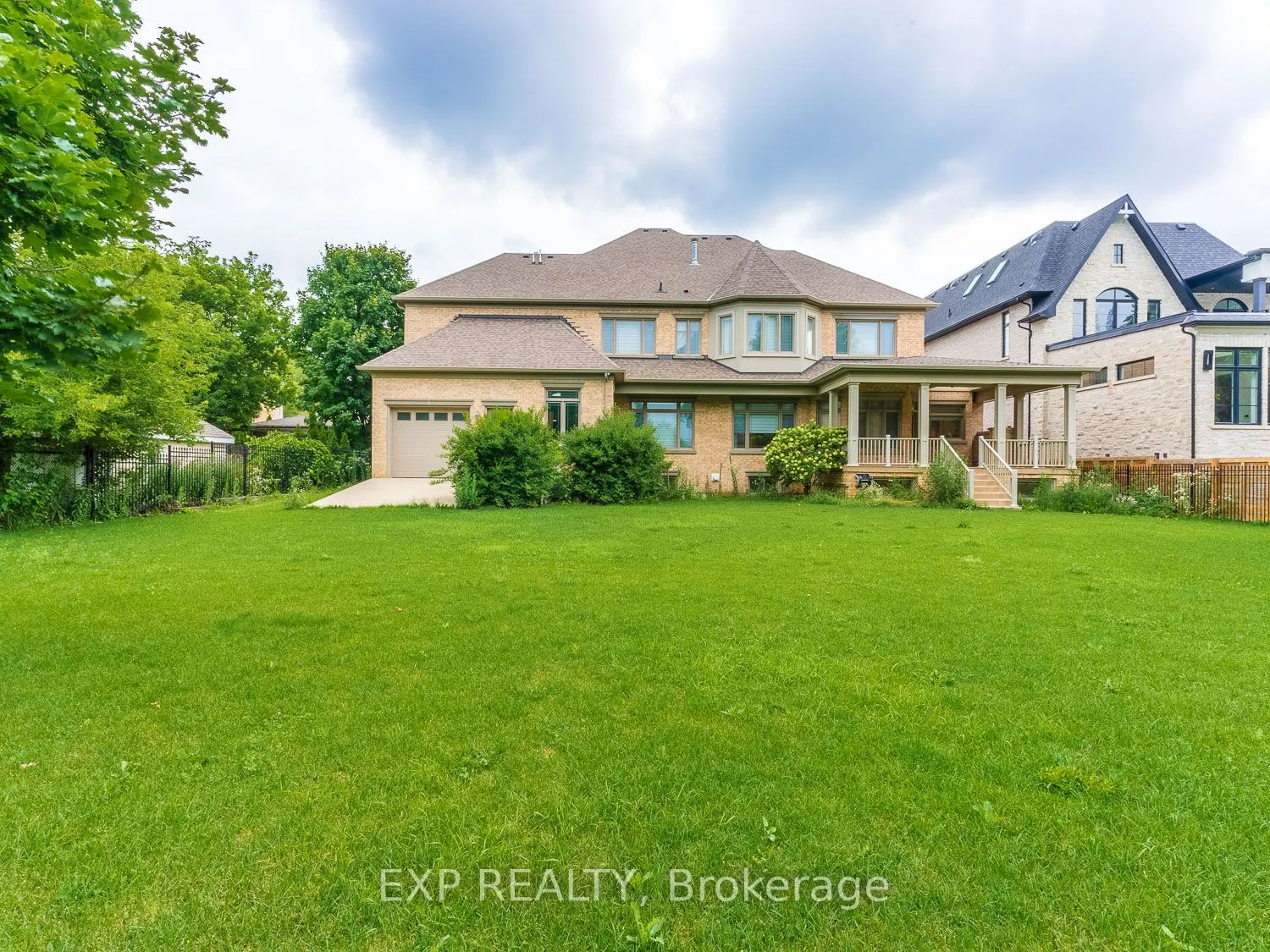 33 Maple Grove Avenue