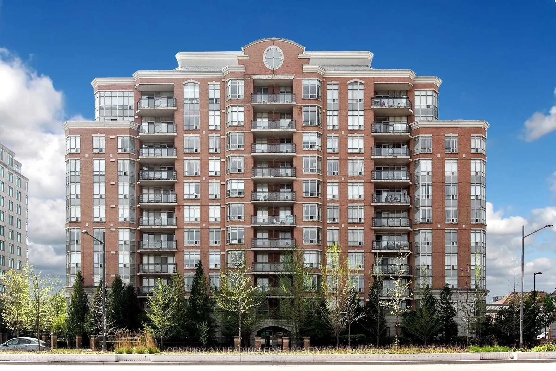 130 POND Drive, #701