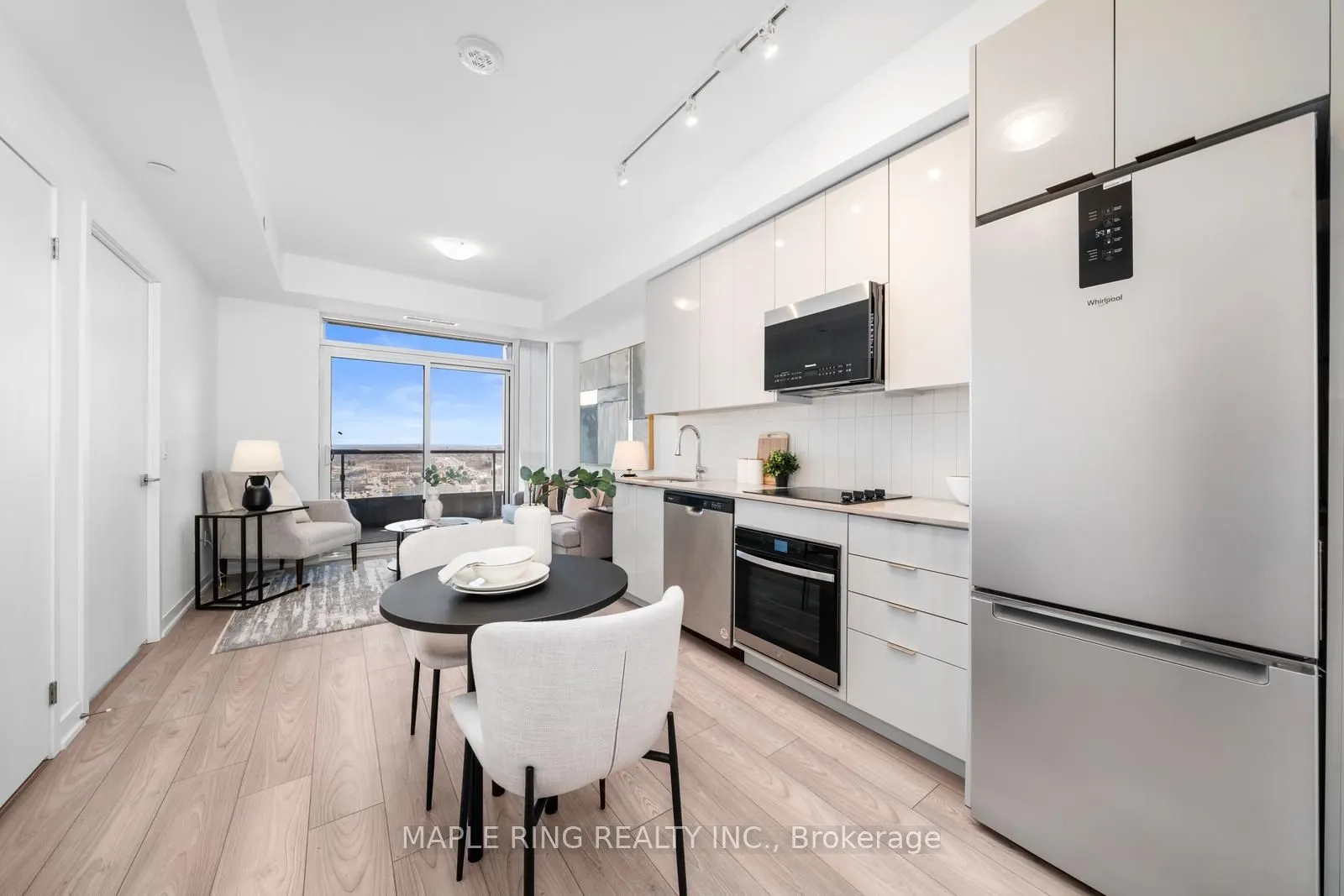 10 Abeja Street #1512