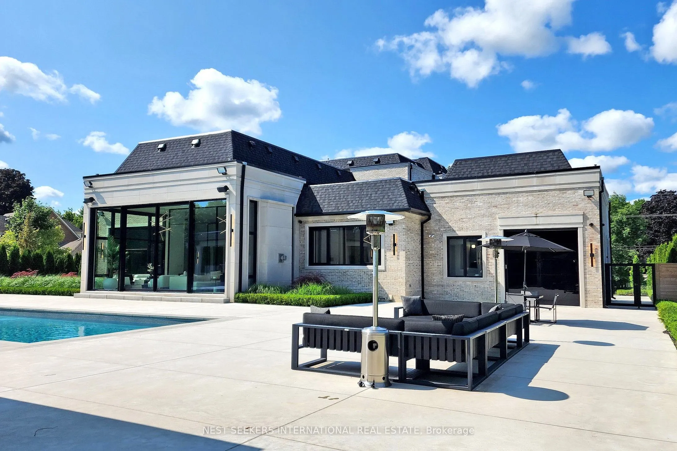29 Greenside Drive