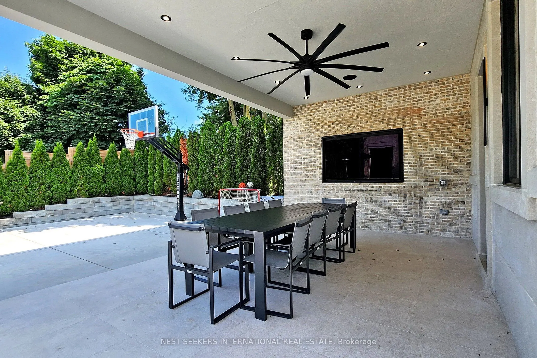 29 Greenside Drive