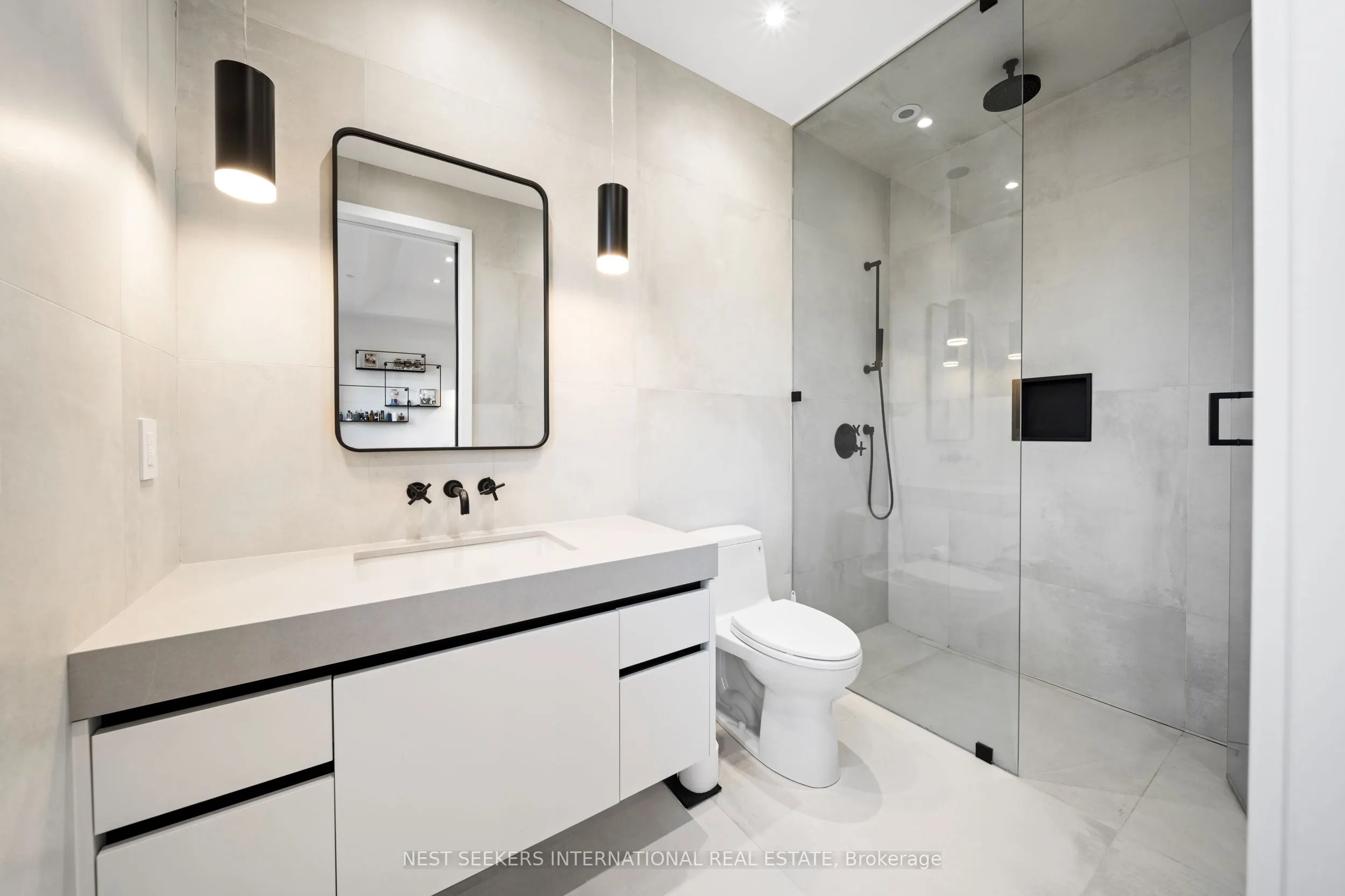 29 Greenside Drive