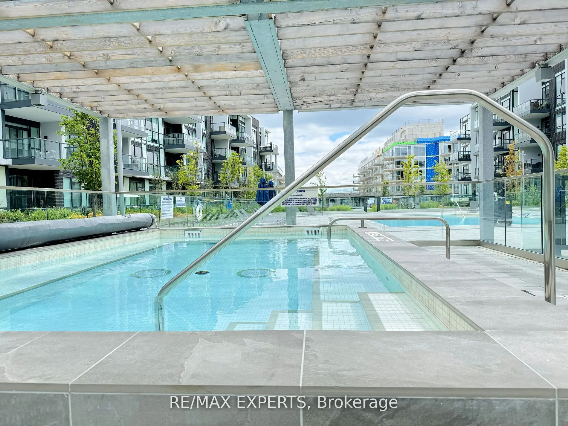 415 Sea Ray Avenue, #105