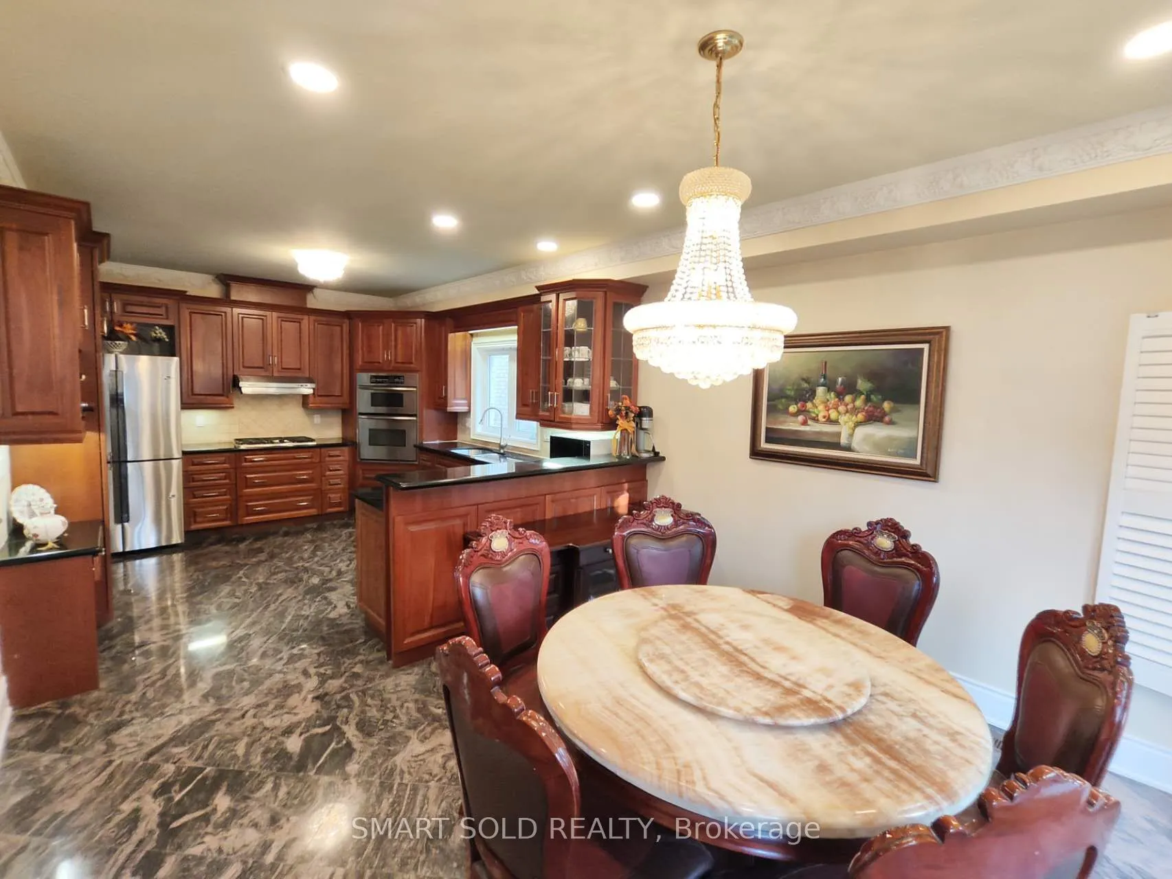 67 Chantilly Crescent