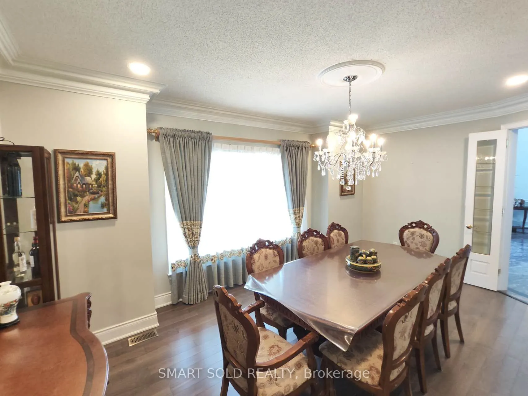 67 Chantilly Crescent