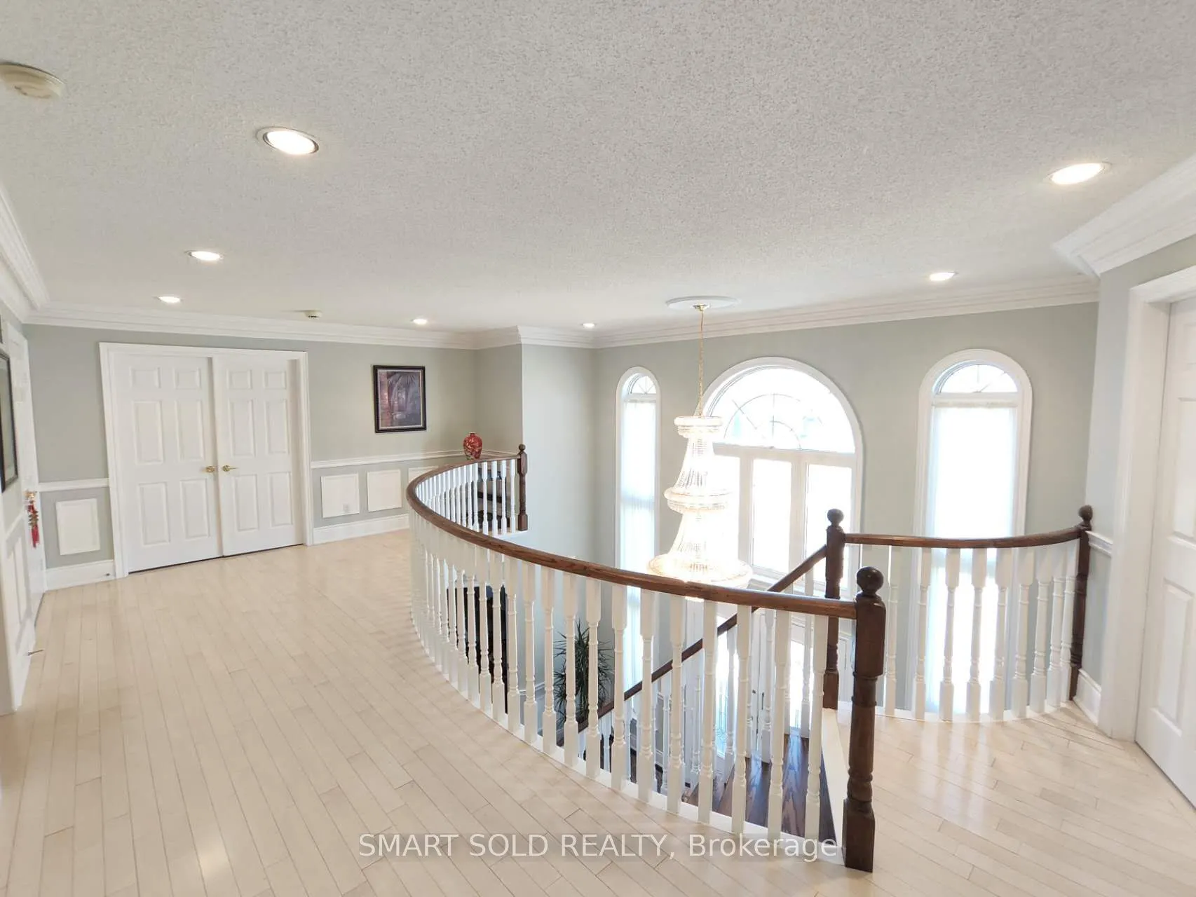 67 Chantilly Crescent