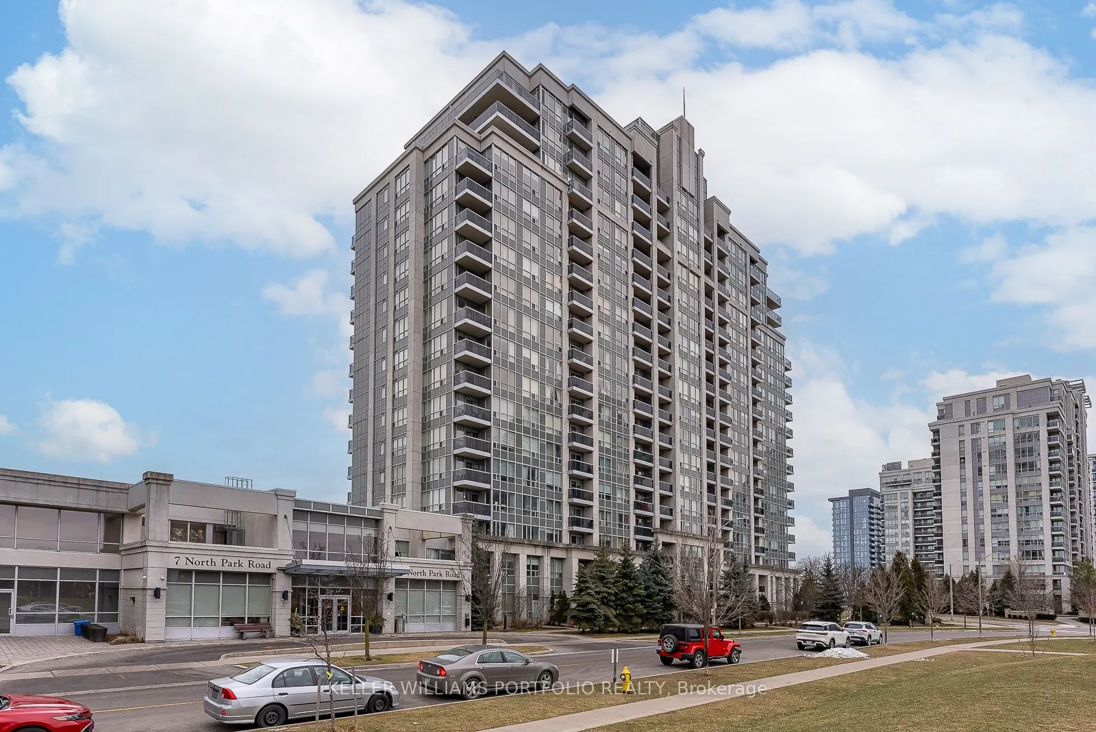 15 North Park Road, #1417