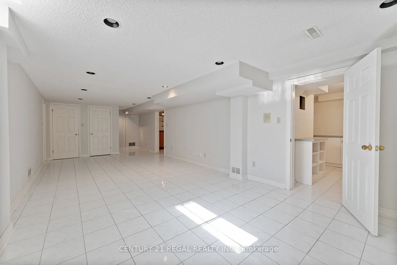 137 Fifth Avenue