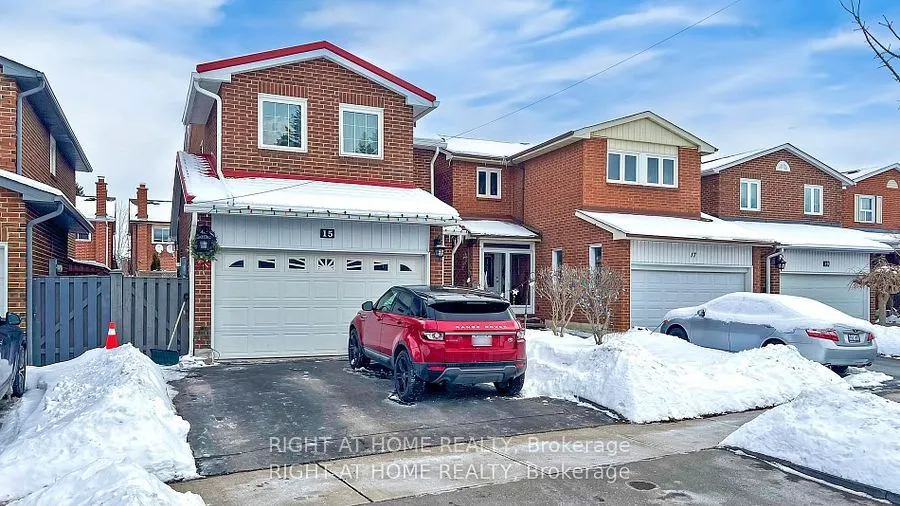 15 Cog Hill Drive