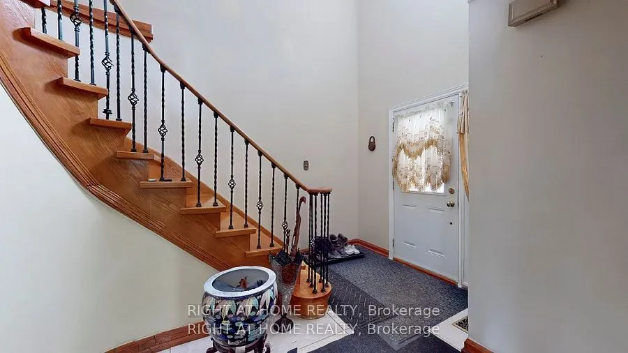 15 Cog Hill Drive