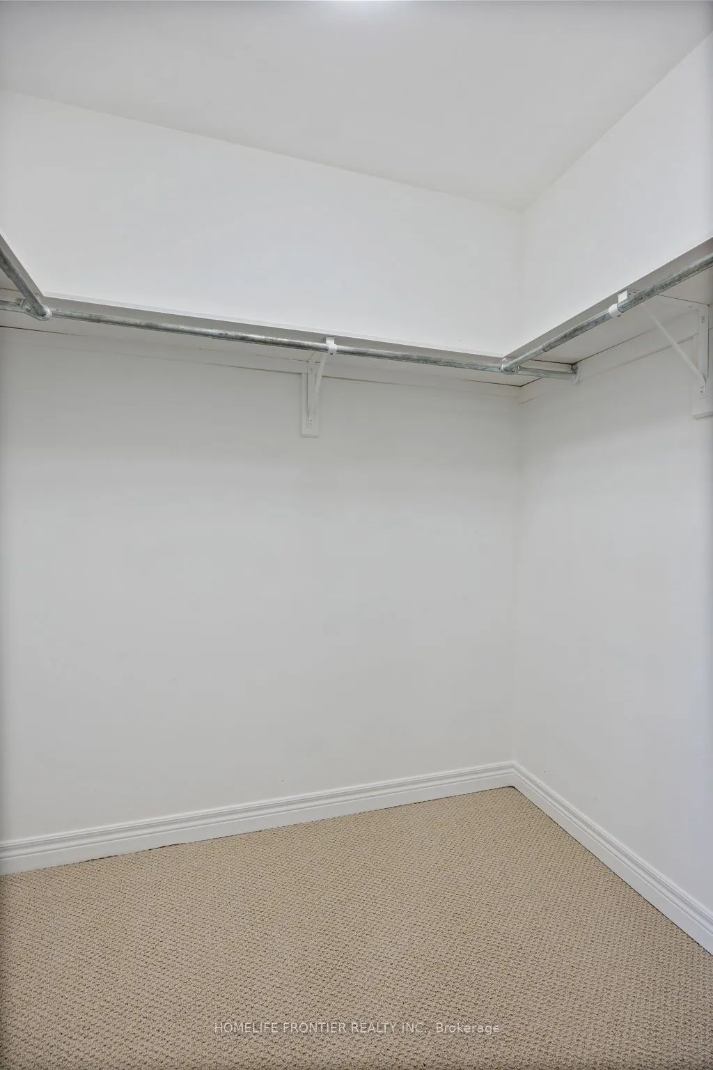 21 Lancaster Court
