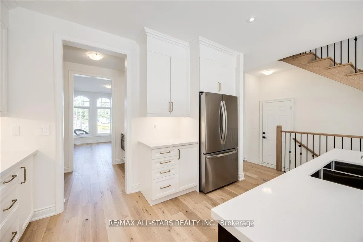 59 Stadacona Avenue