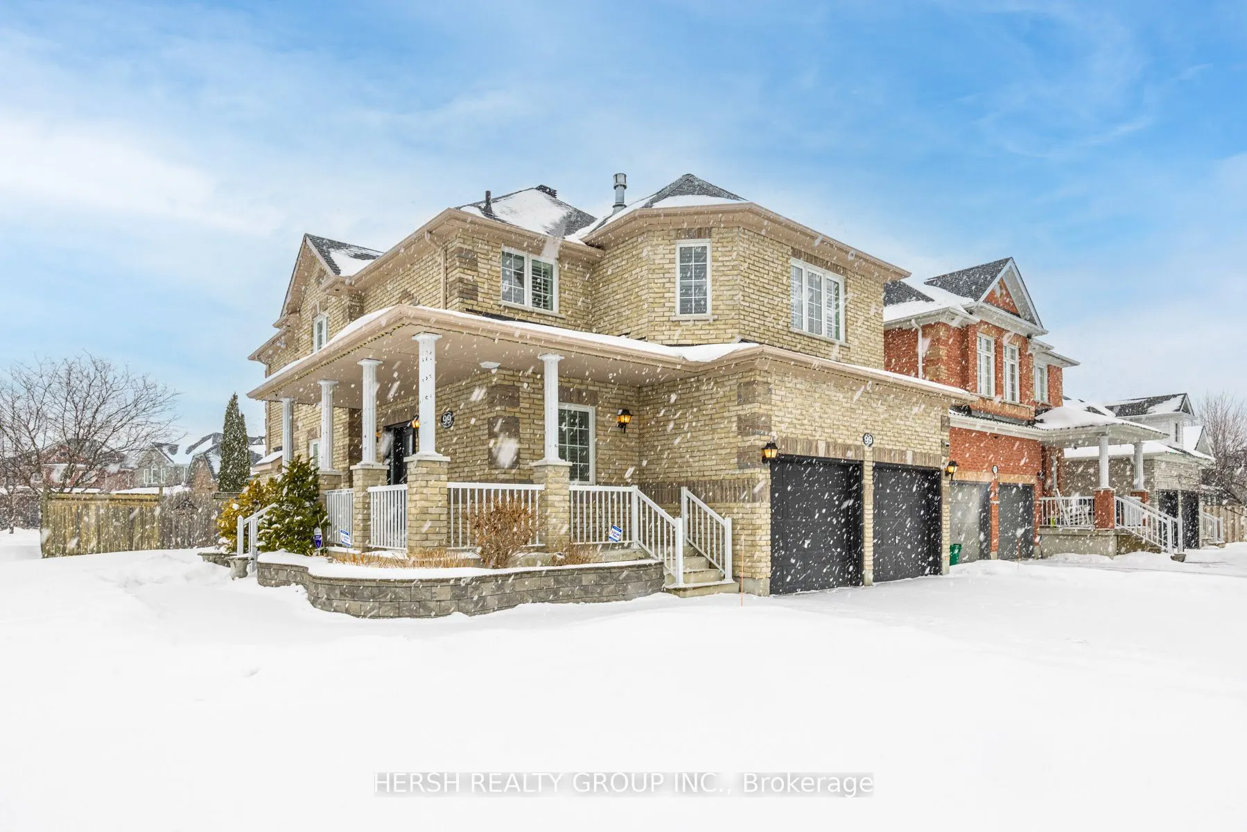 99 Richmond Park Drive