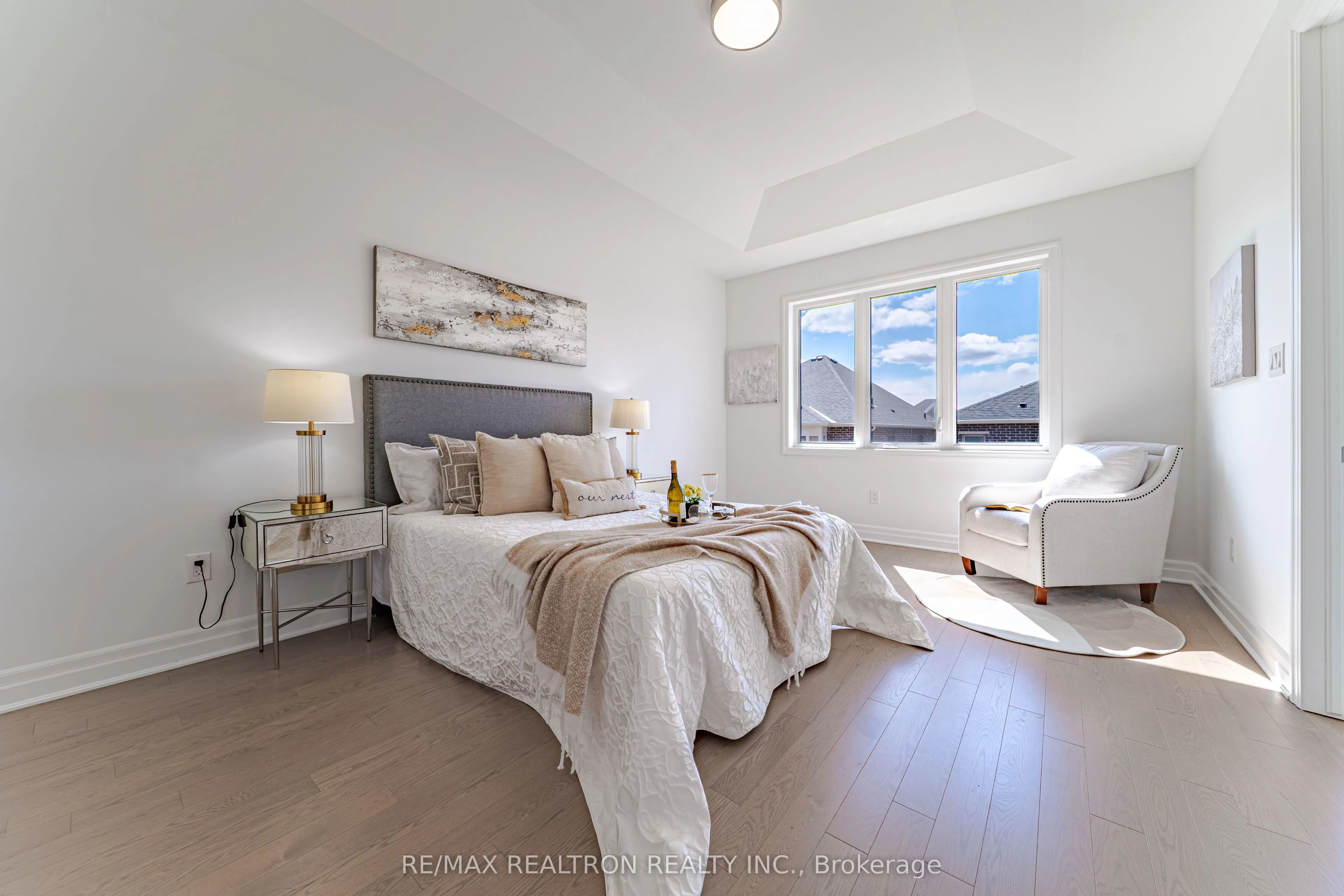 63 GREENRIDGE Crescent